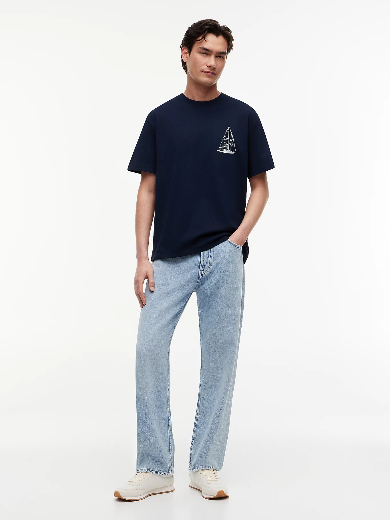 detail Tommy Hilfiger pánské tmavě modré tričko