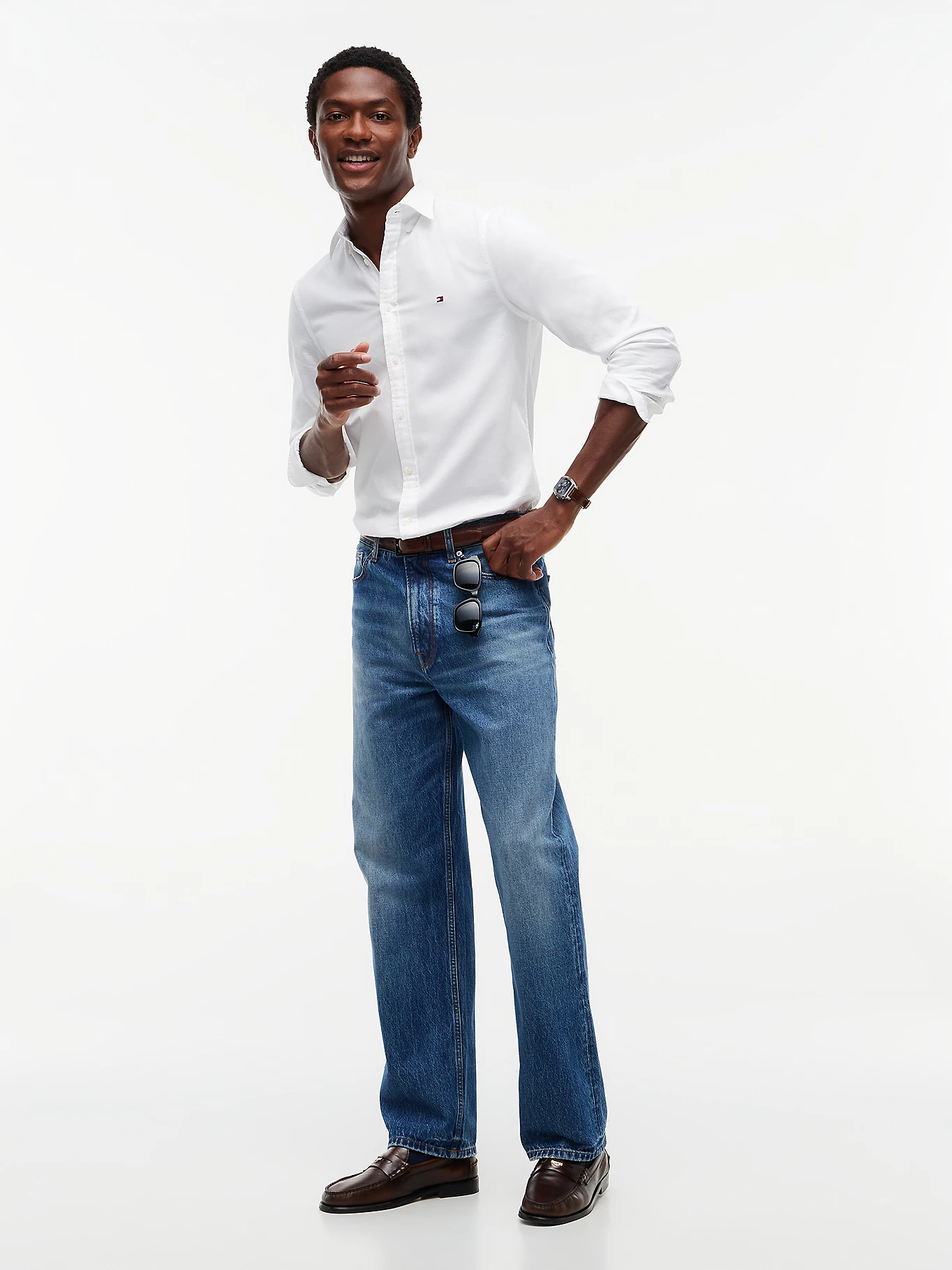 detail Tommy Hilfiger pánská bílá košile