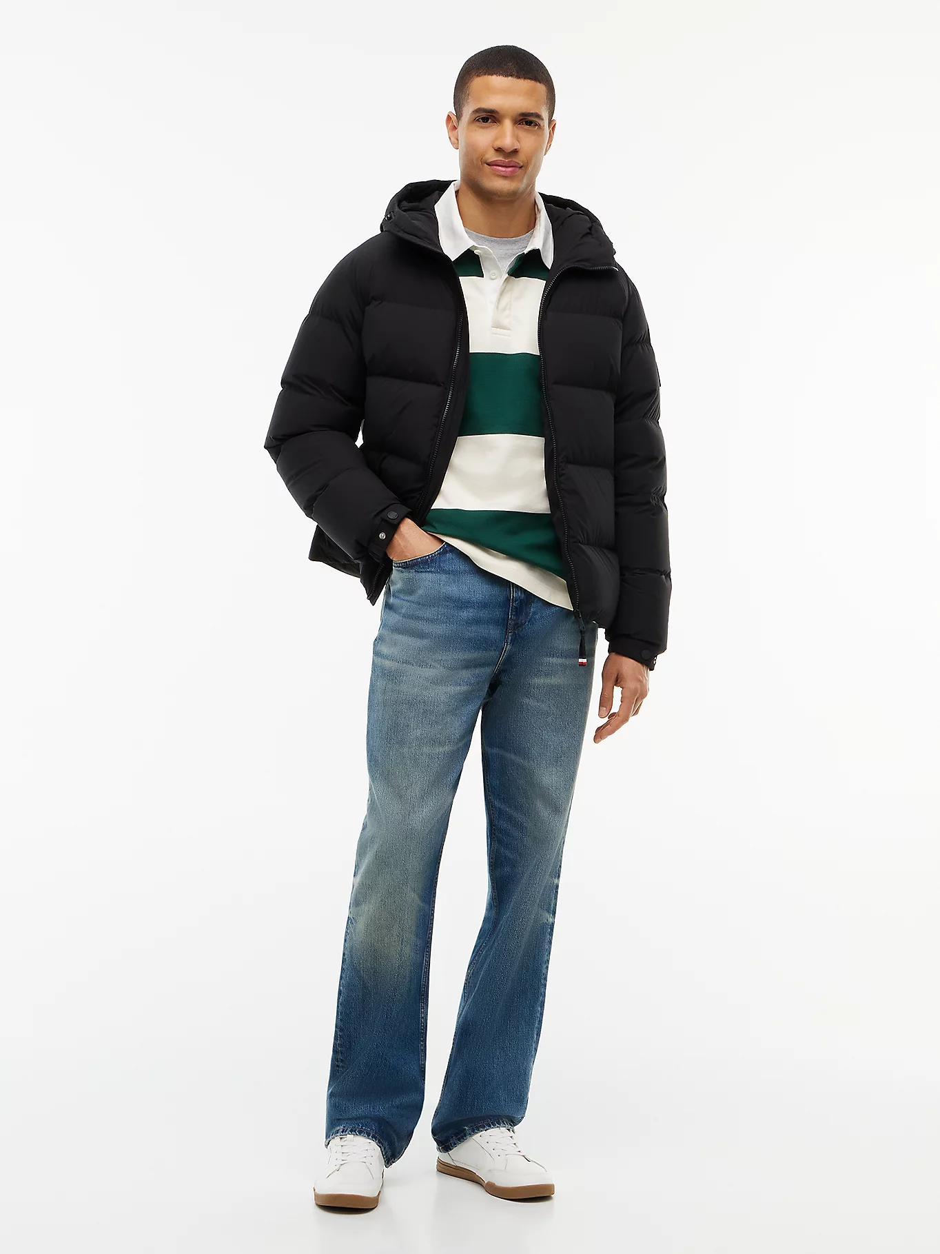 detail Tommy Hilfiger pánská černá péřová bunda