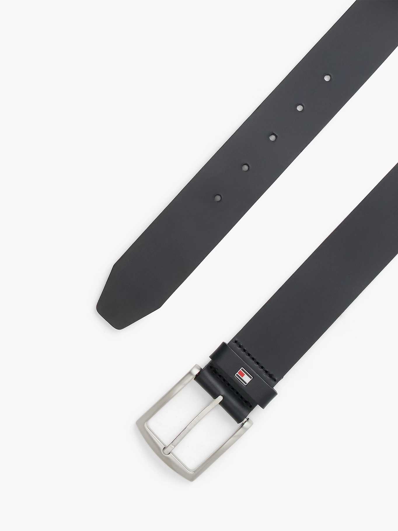 detail Tommy Hilfiger pánský tmavě modrý pásek