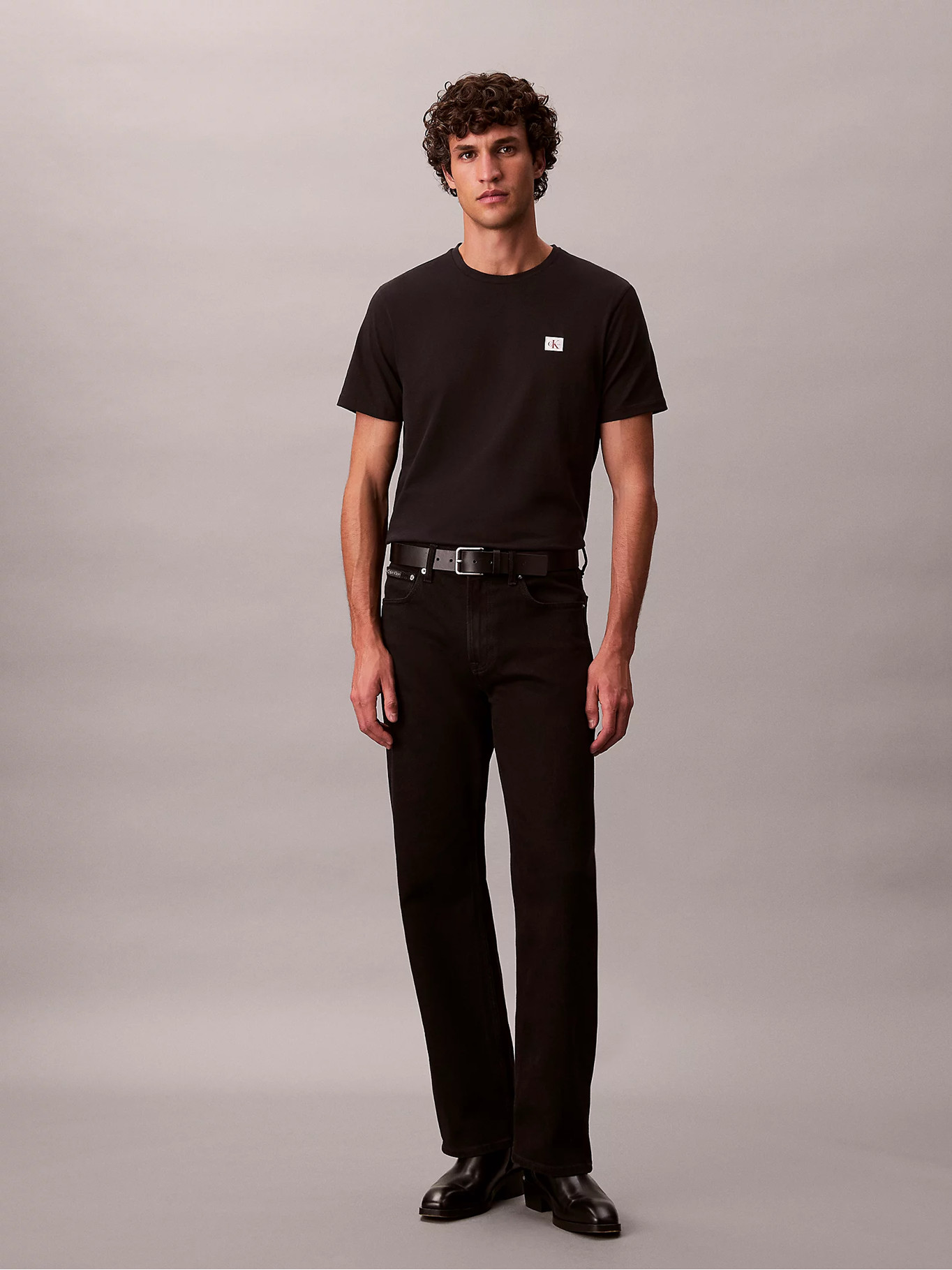 detail Calvin Klein pánské černé tričko