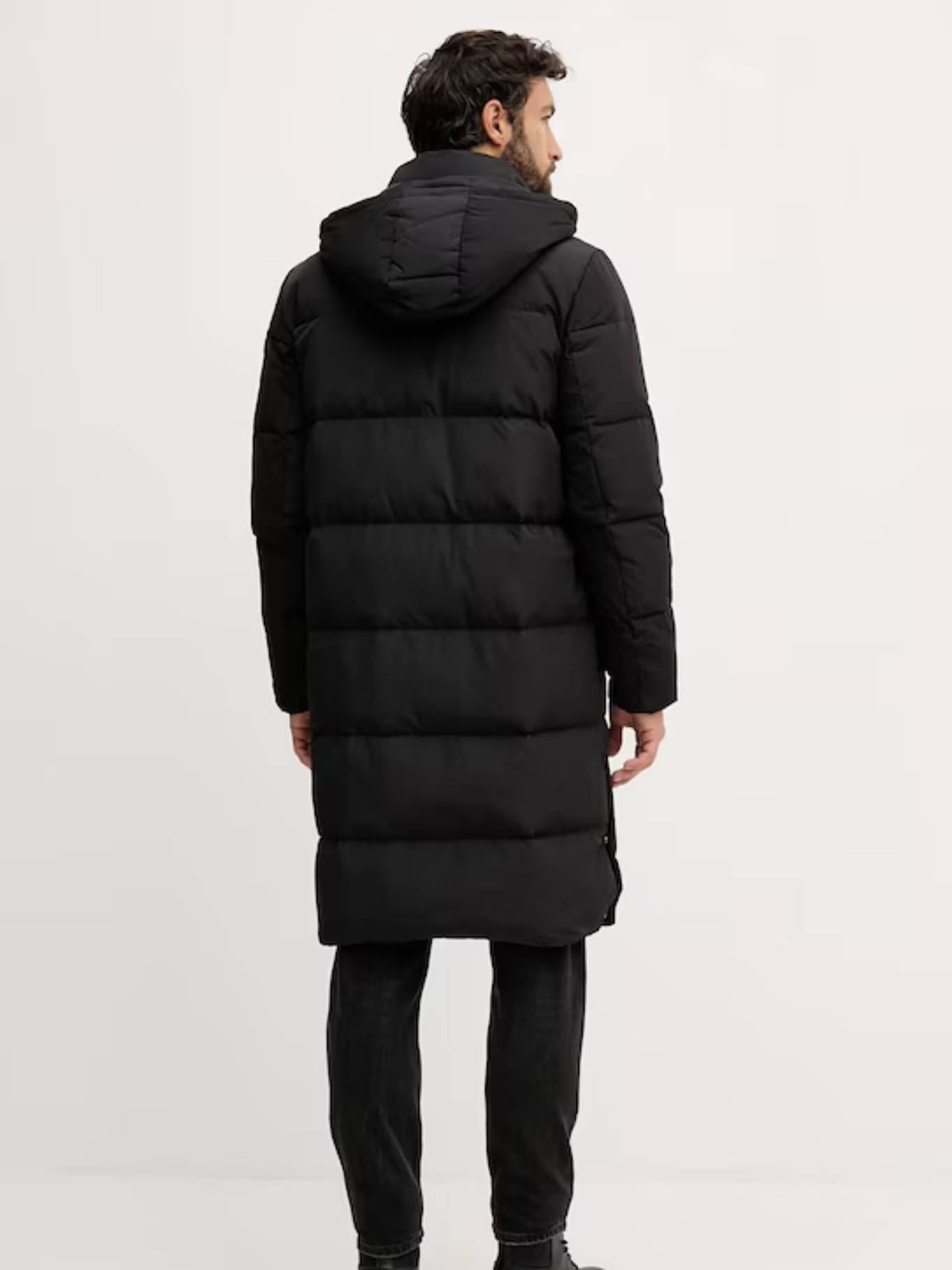 detail Pepe Jeans pánská černá bunda