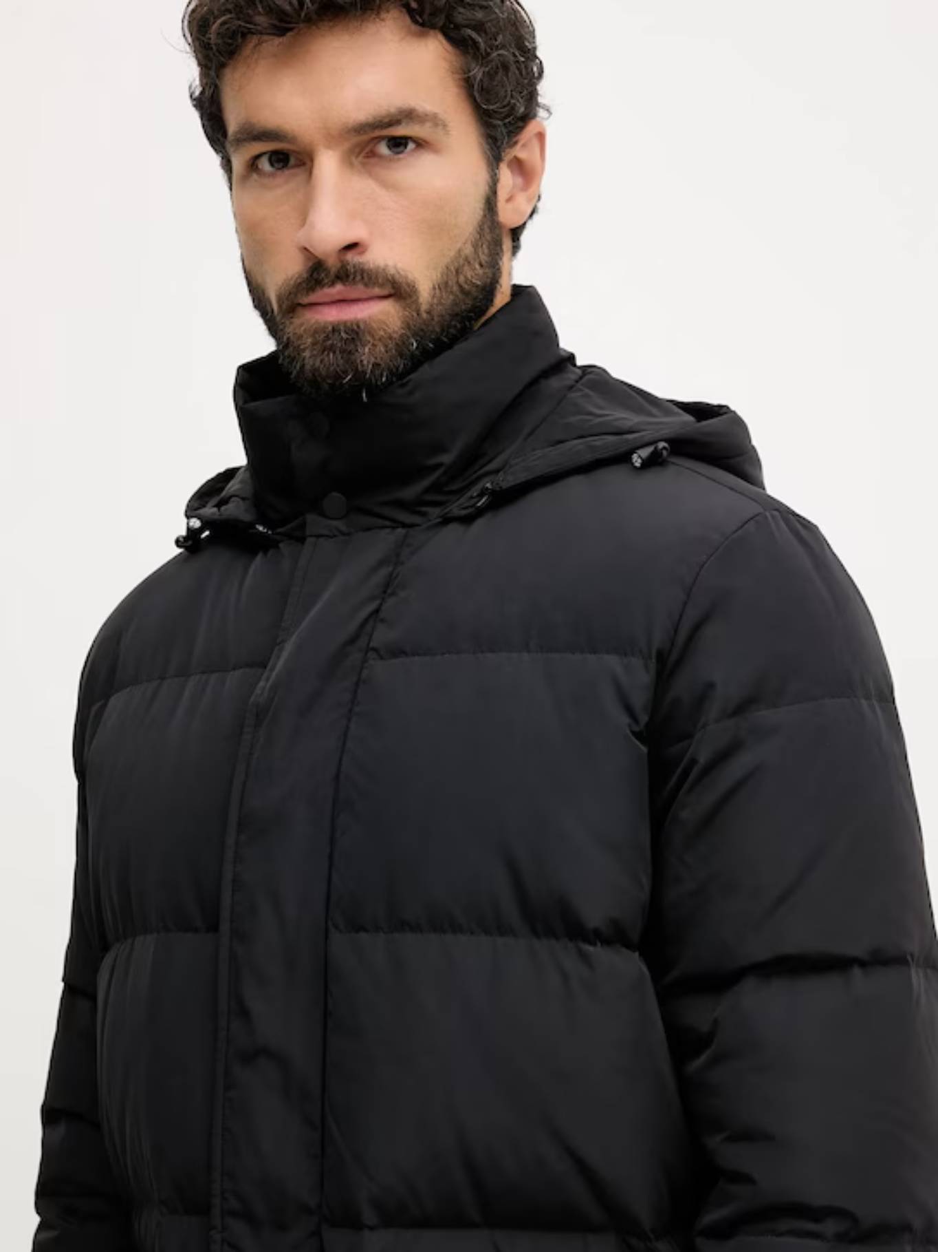 detail Pepe Jeans pánská černá bunda