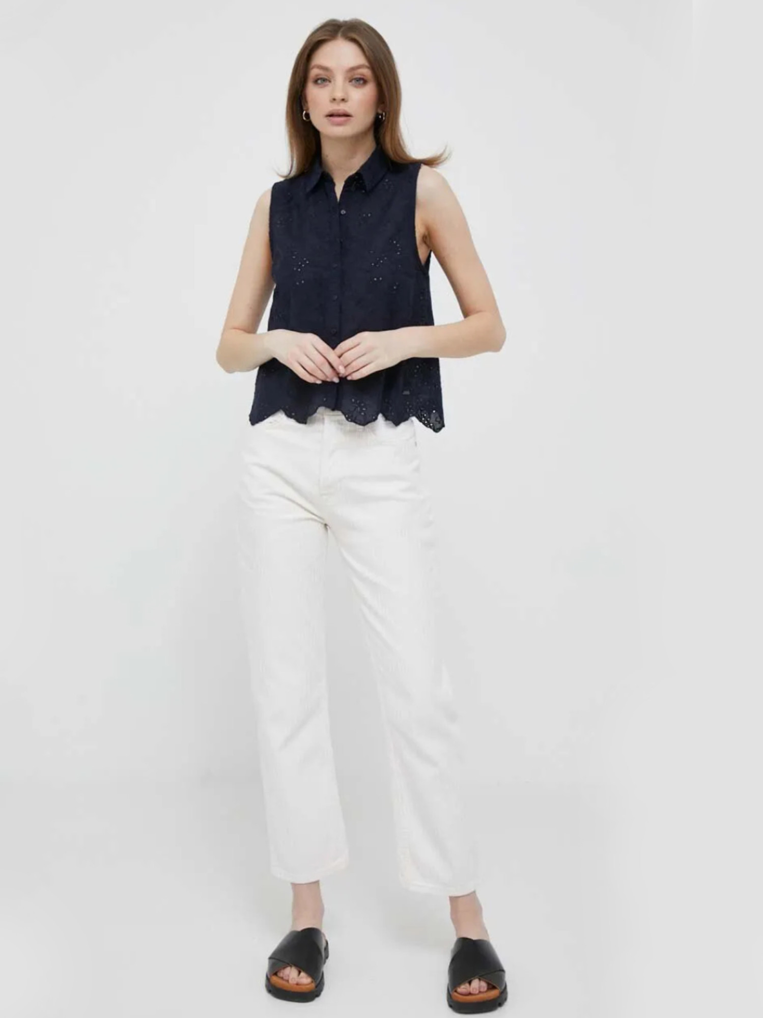 detail Pepe Jeans dámský tmavě modrý top