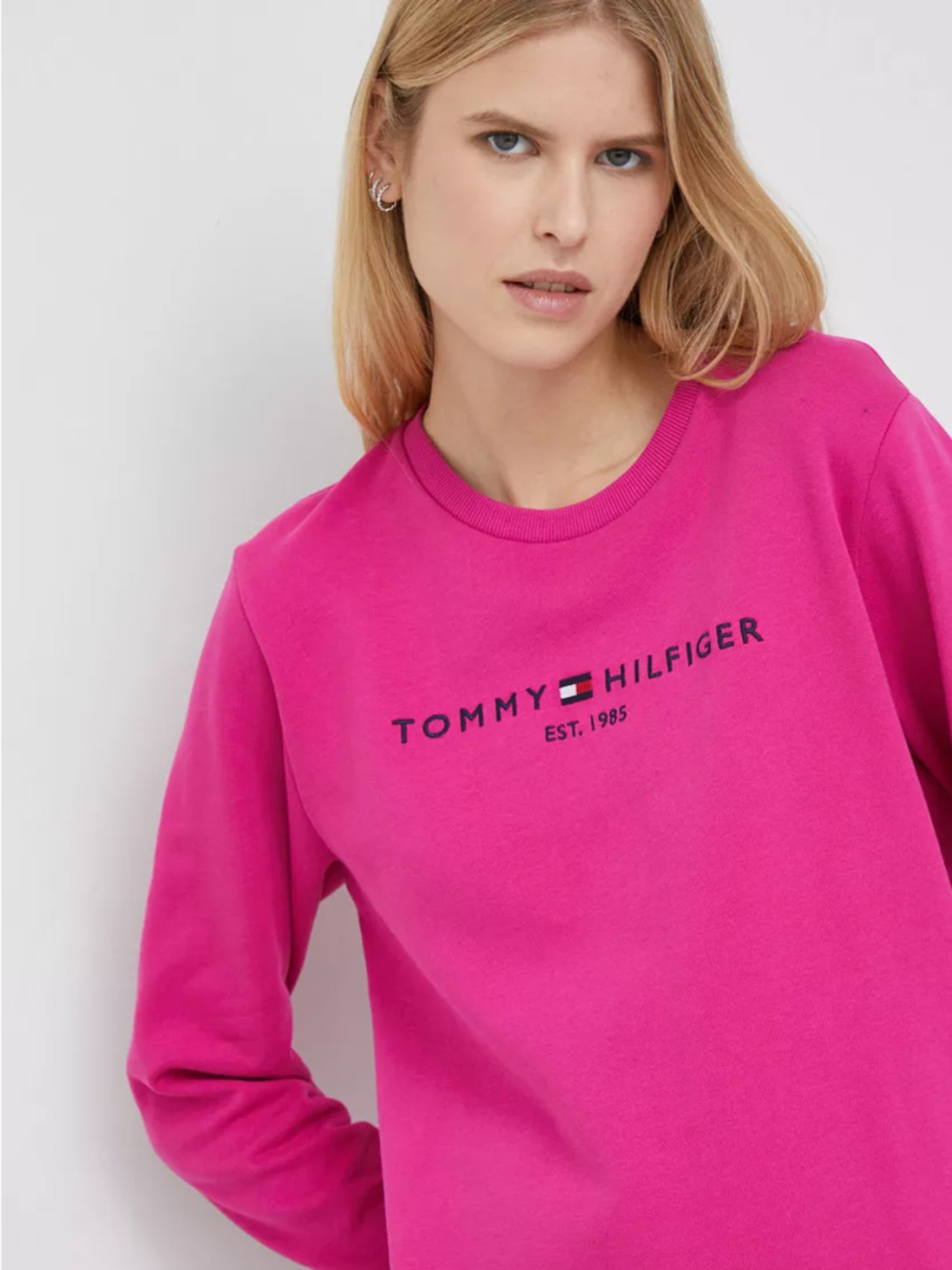 detail Tommy Hilfiger dámská růžová mikina
