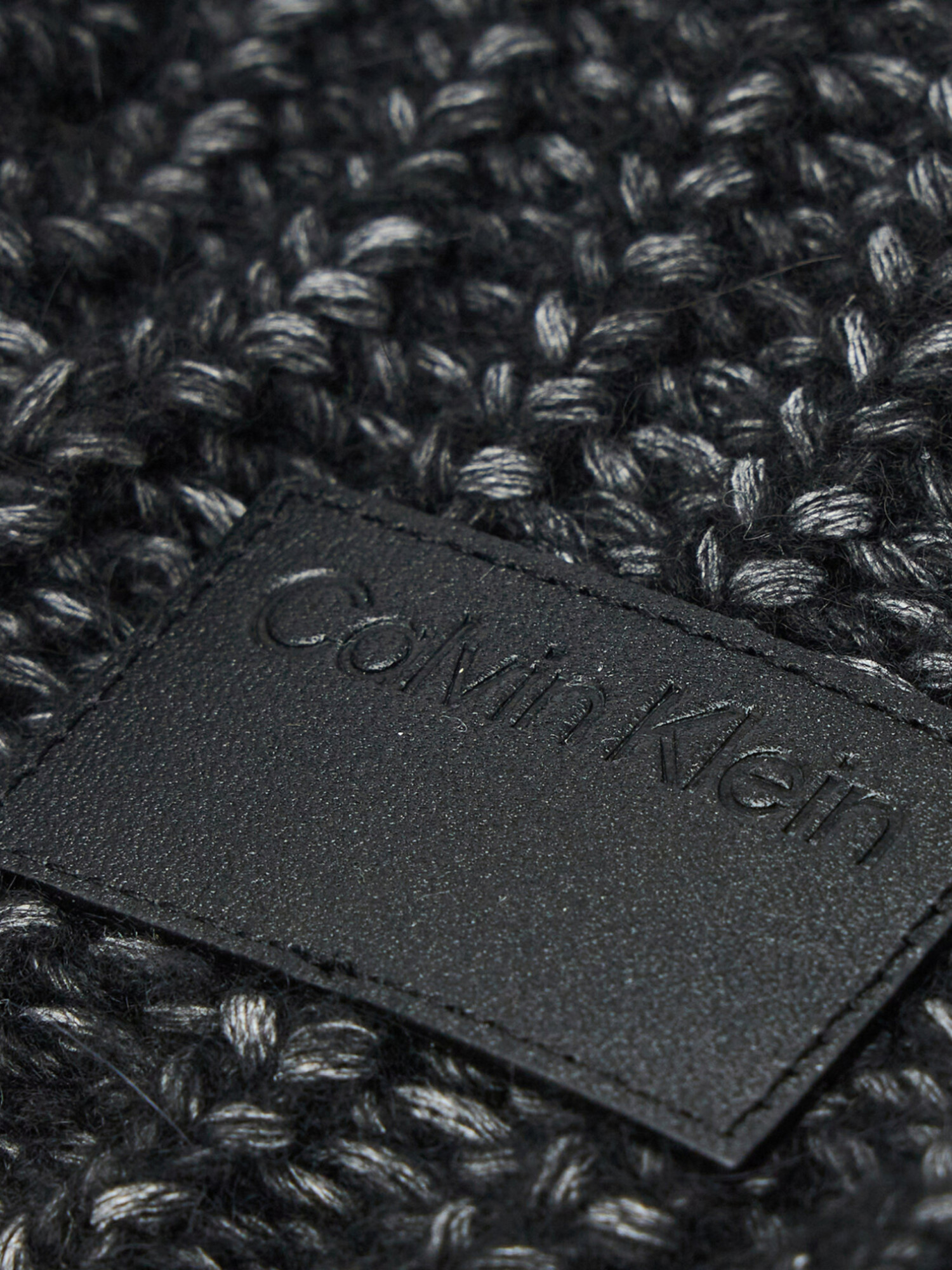 detail Calvin Klein dámská černá čelenka