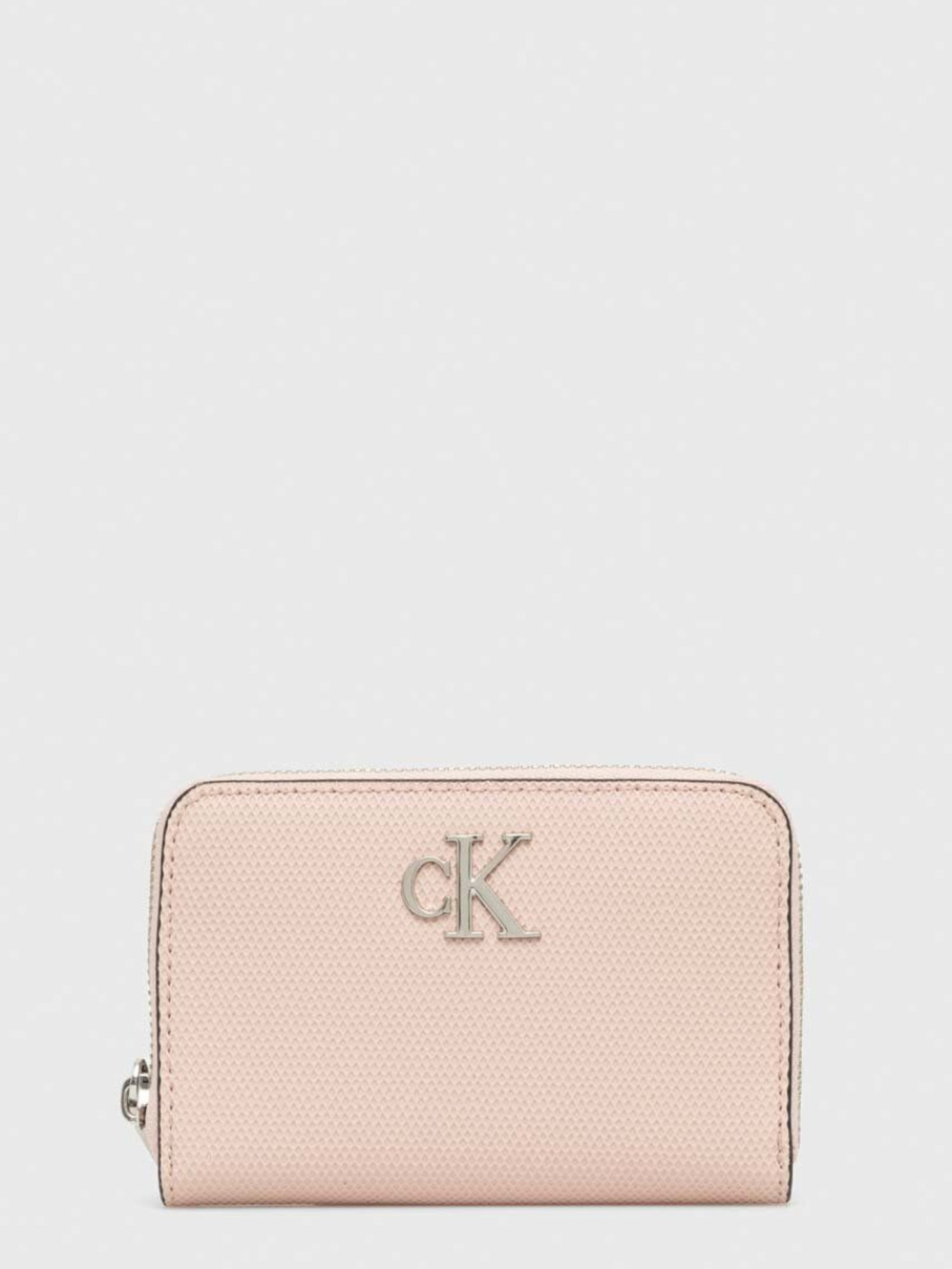 detail Calvin Klein dámská růžová peněženka