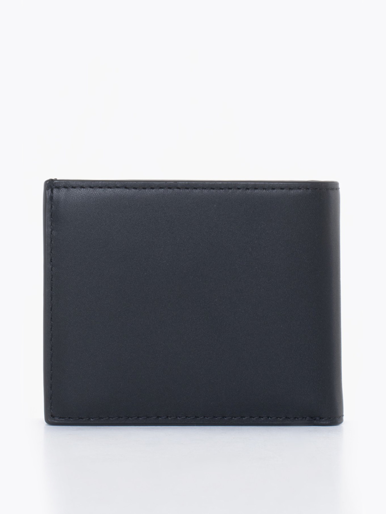 detail Calvin Klein pánská černá peněženka