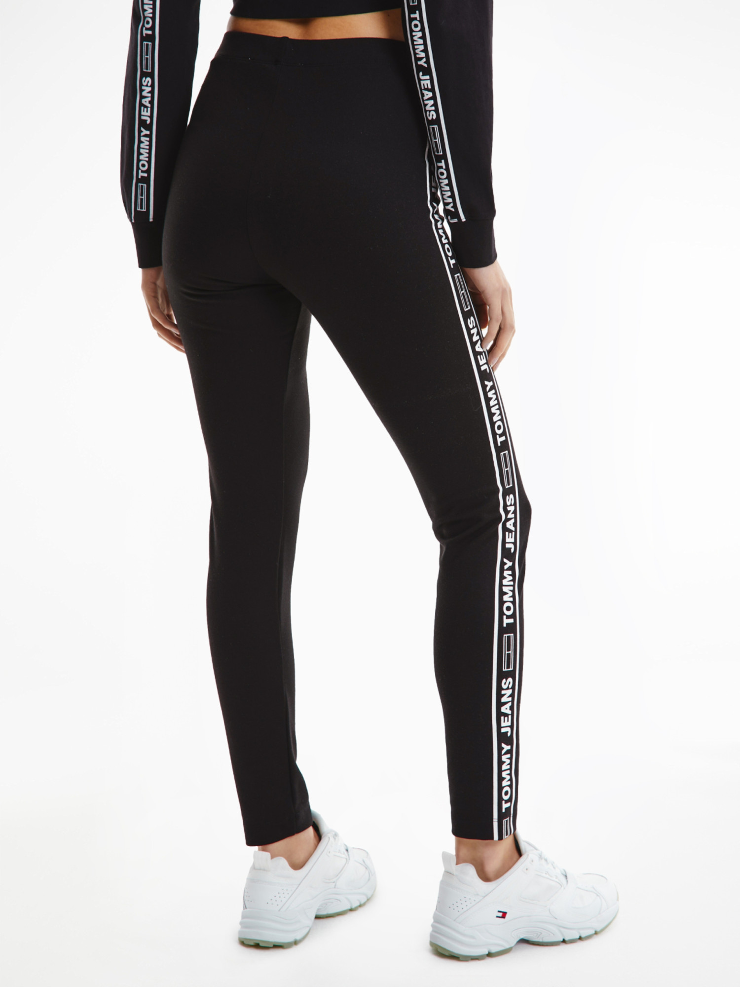 detail Tommy Jeans dámské černé legíny