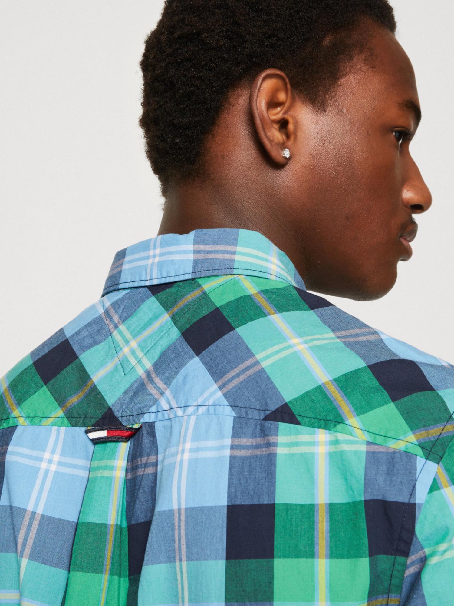 detail Tommy Jeans pánská kostkovaná košile