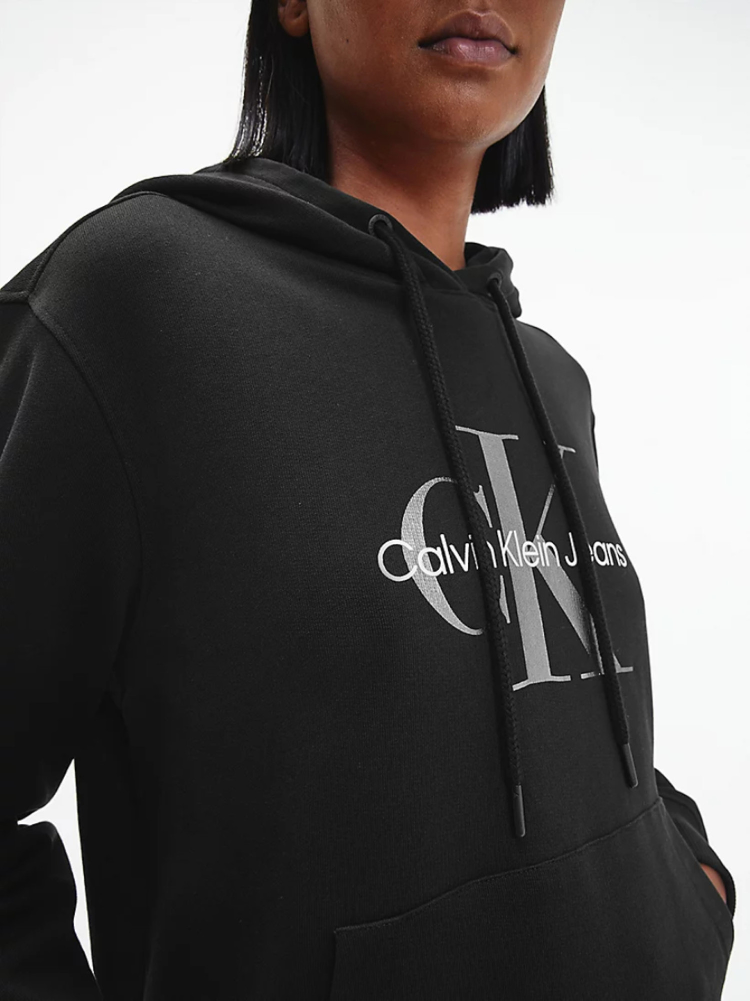 detail Calvin Klein dámská černá mikina