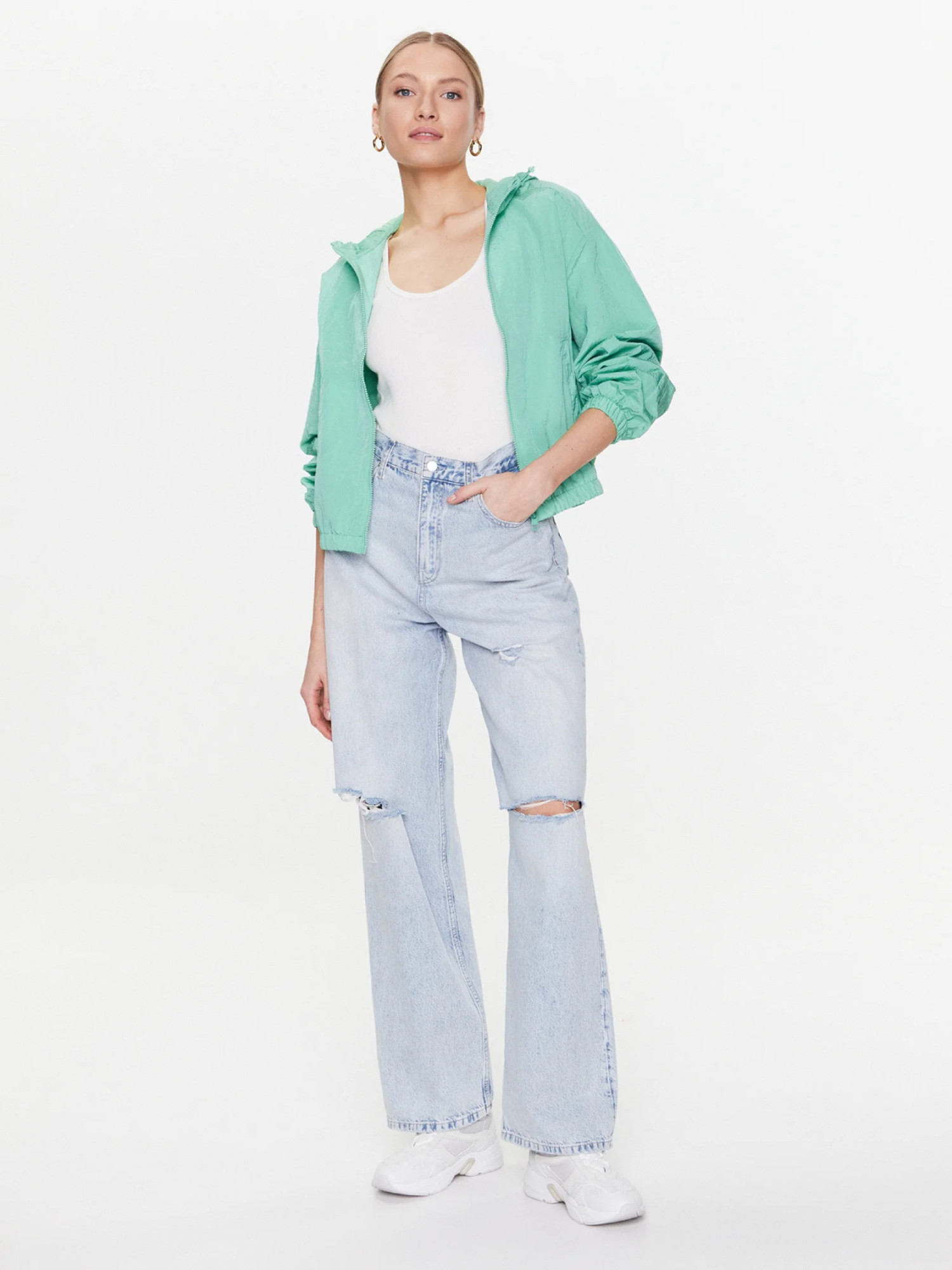 detail Calvin Klein dámská zelená bunda