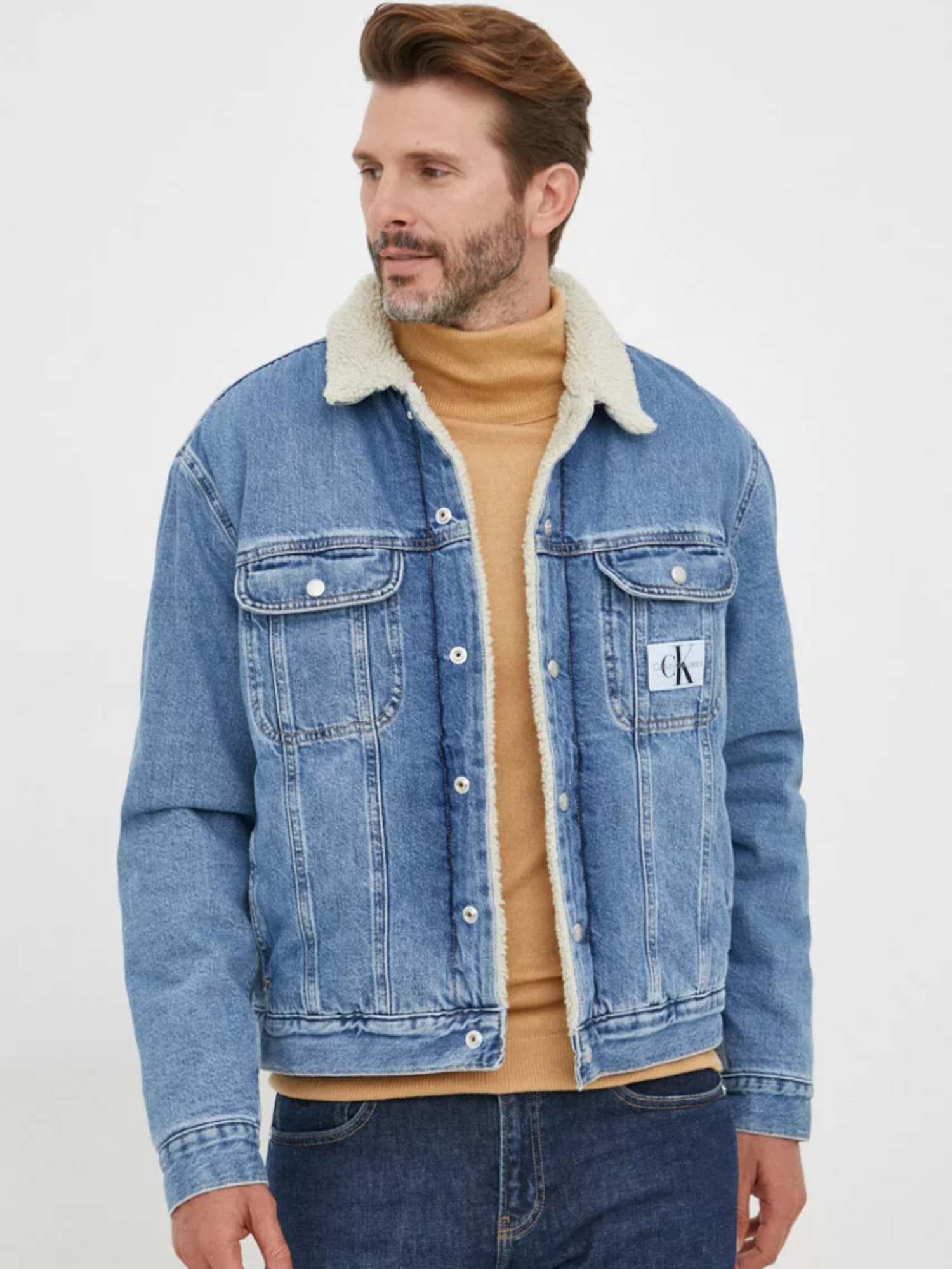 detail Calvin Klein pánská modrá džínová bunda