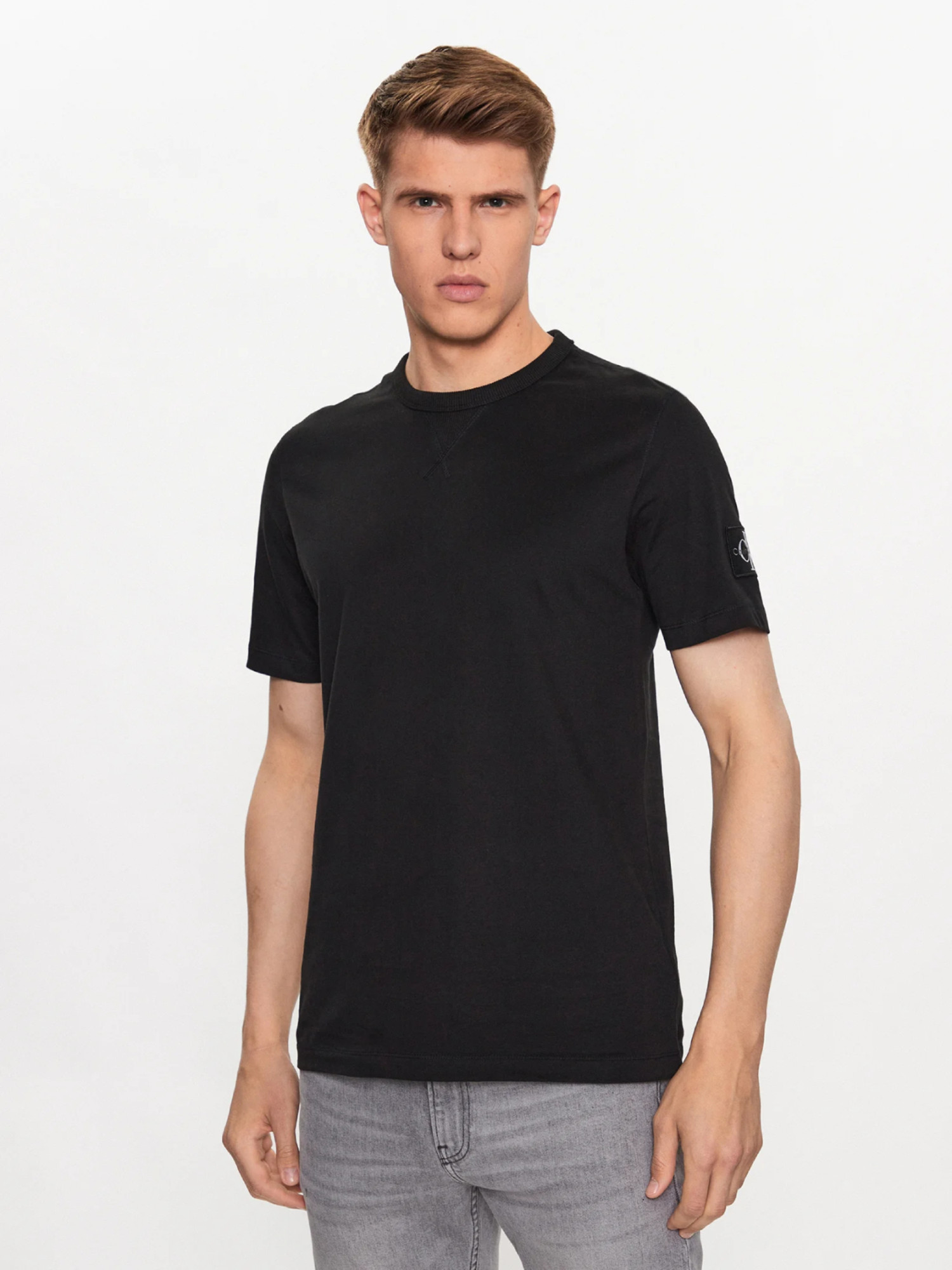 detail Calvin Klein pánské černé tričko