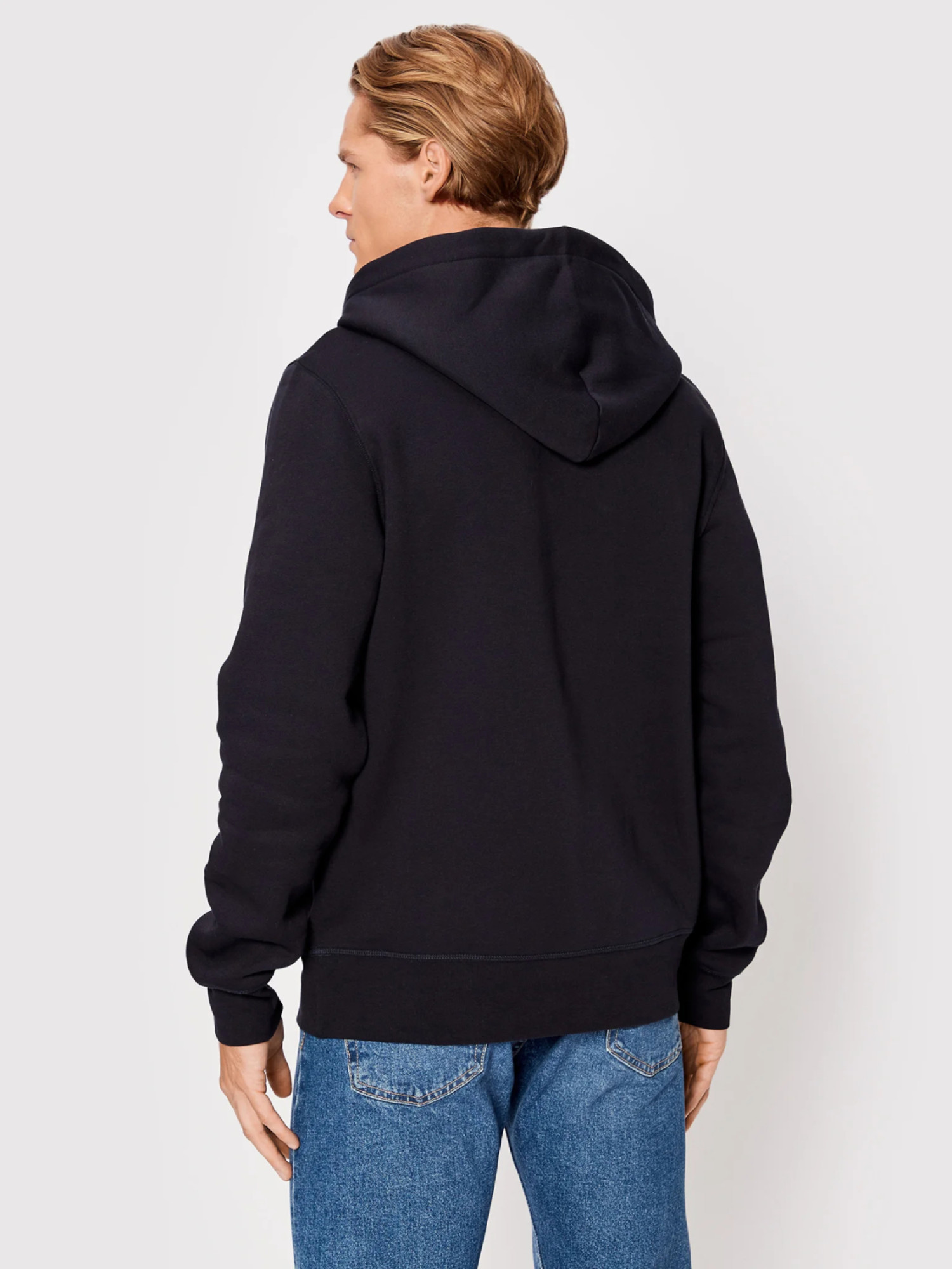 detail Tommy Hilfiger pánská tmavě modrá mikina