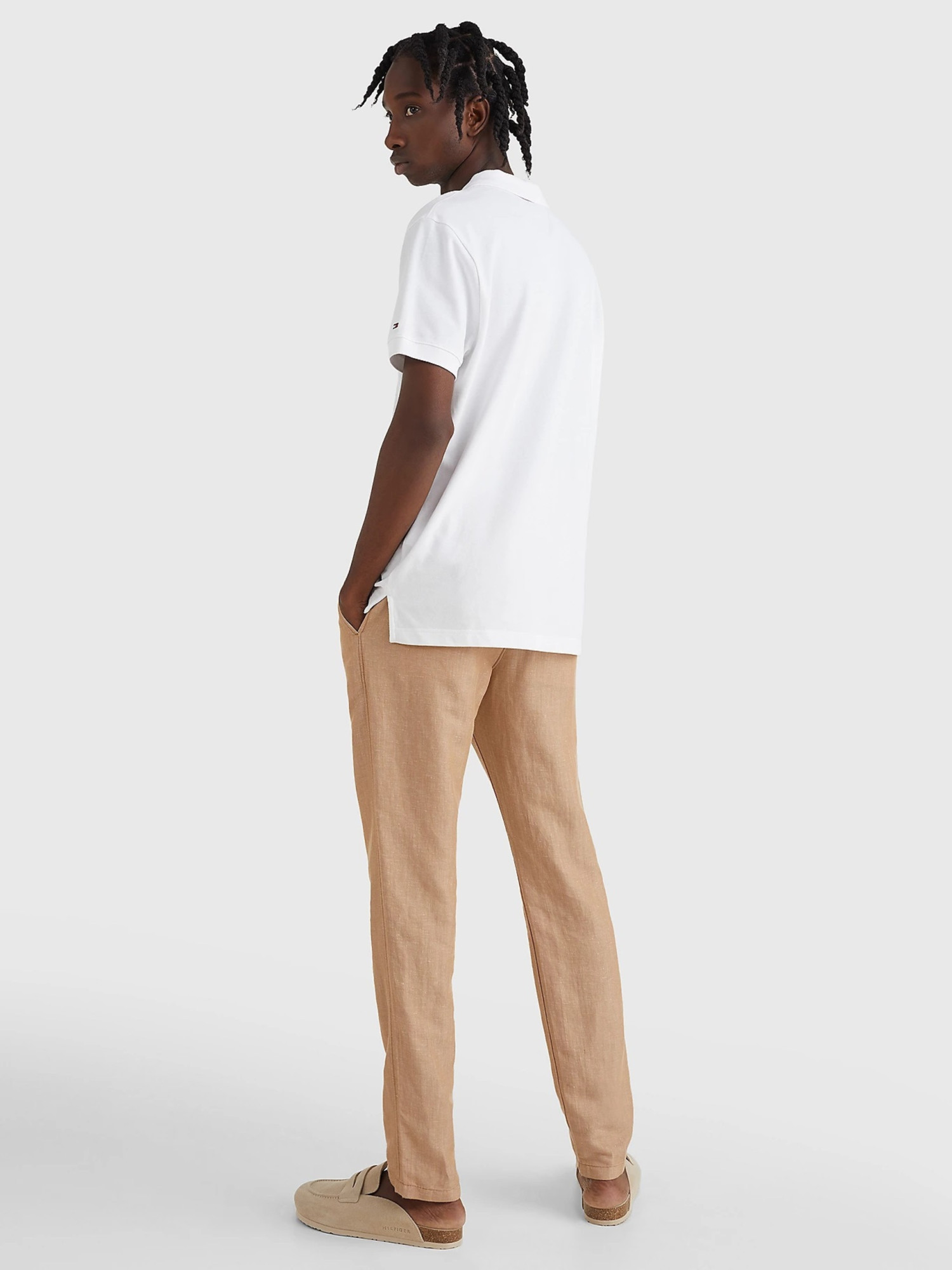 detail Tommy Hilfiger pánské bílé polo Signature