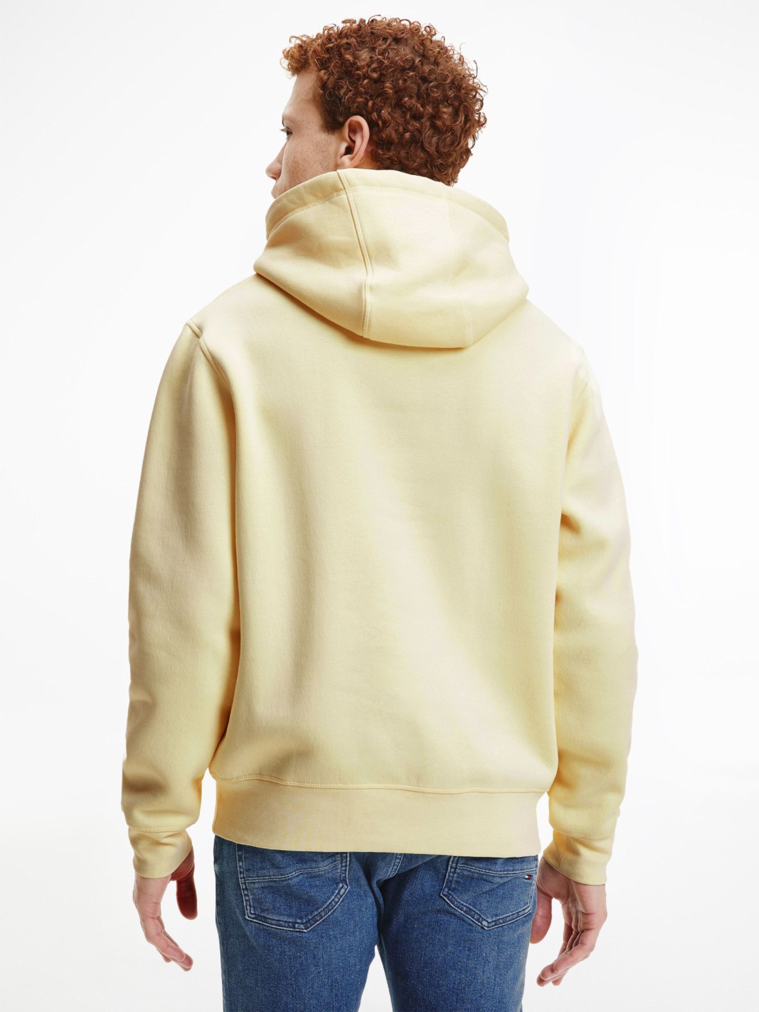 detail Tommy Hilfiger pánská žlutá mikina Logo Hoody