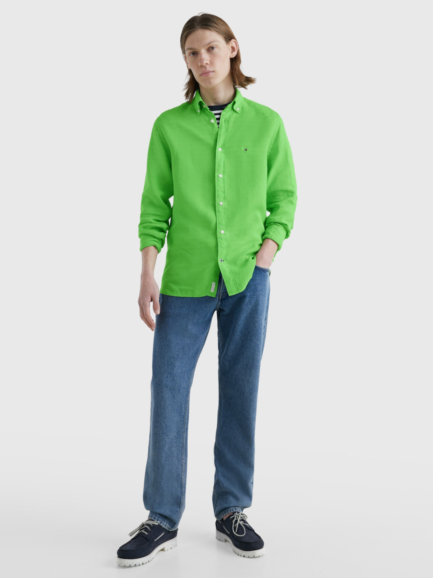detail Tommy Hilfiger pánská zelená košile