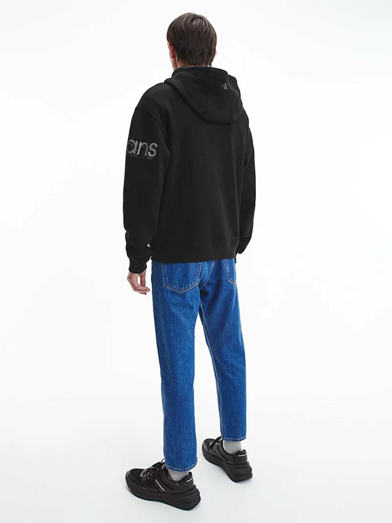 detail Calvin Klein pánská černá mikina