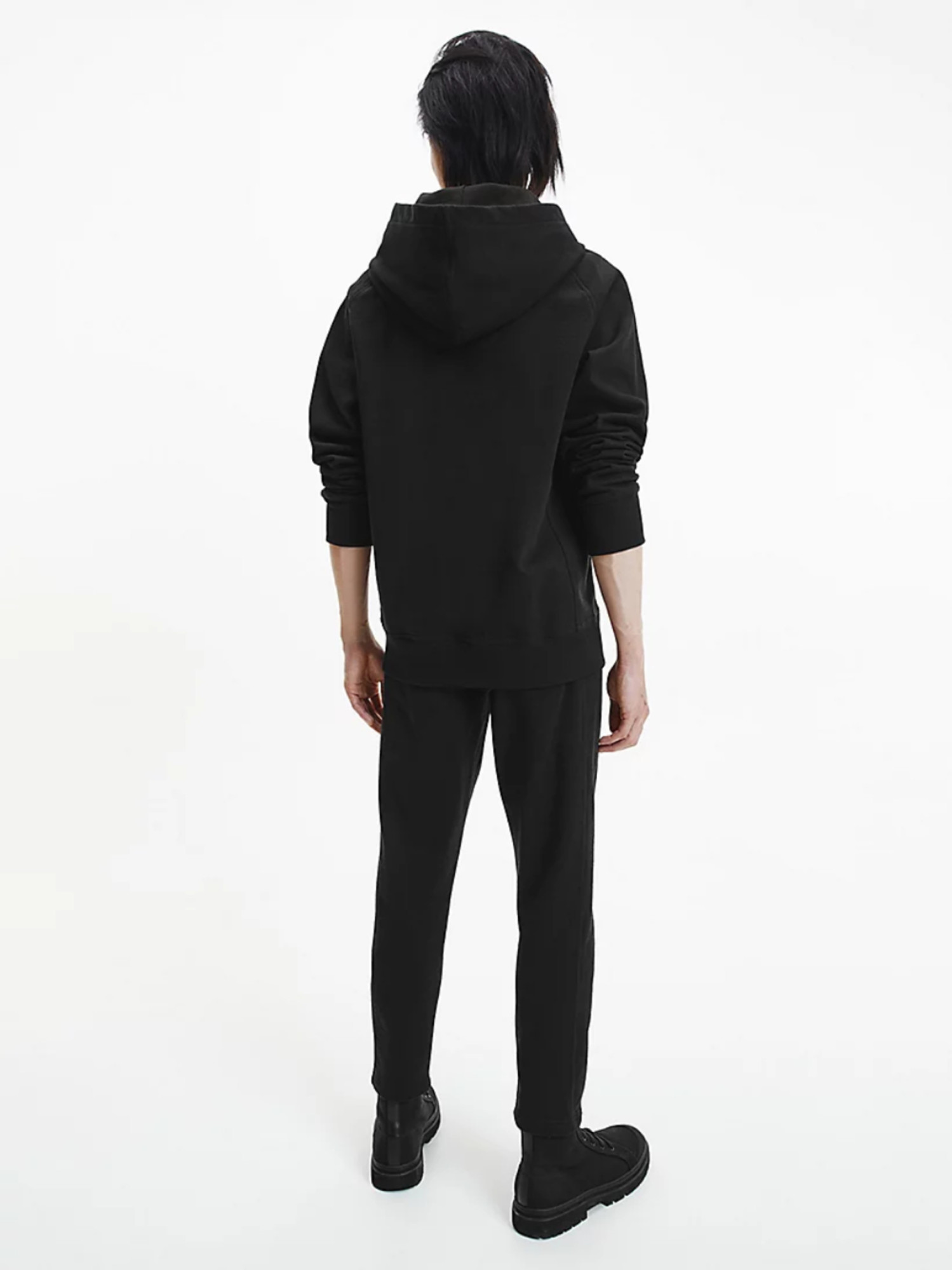 detail Calvin Klein pánská černá mikina