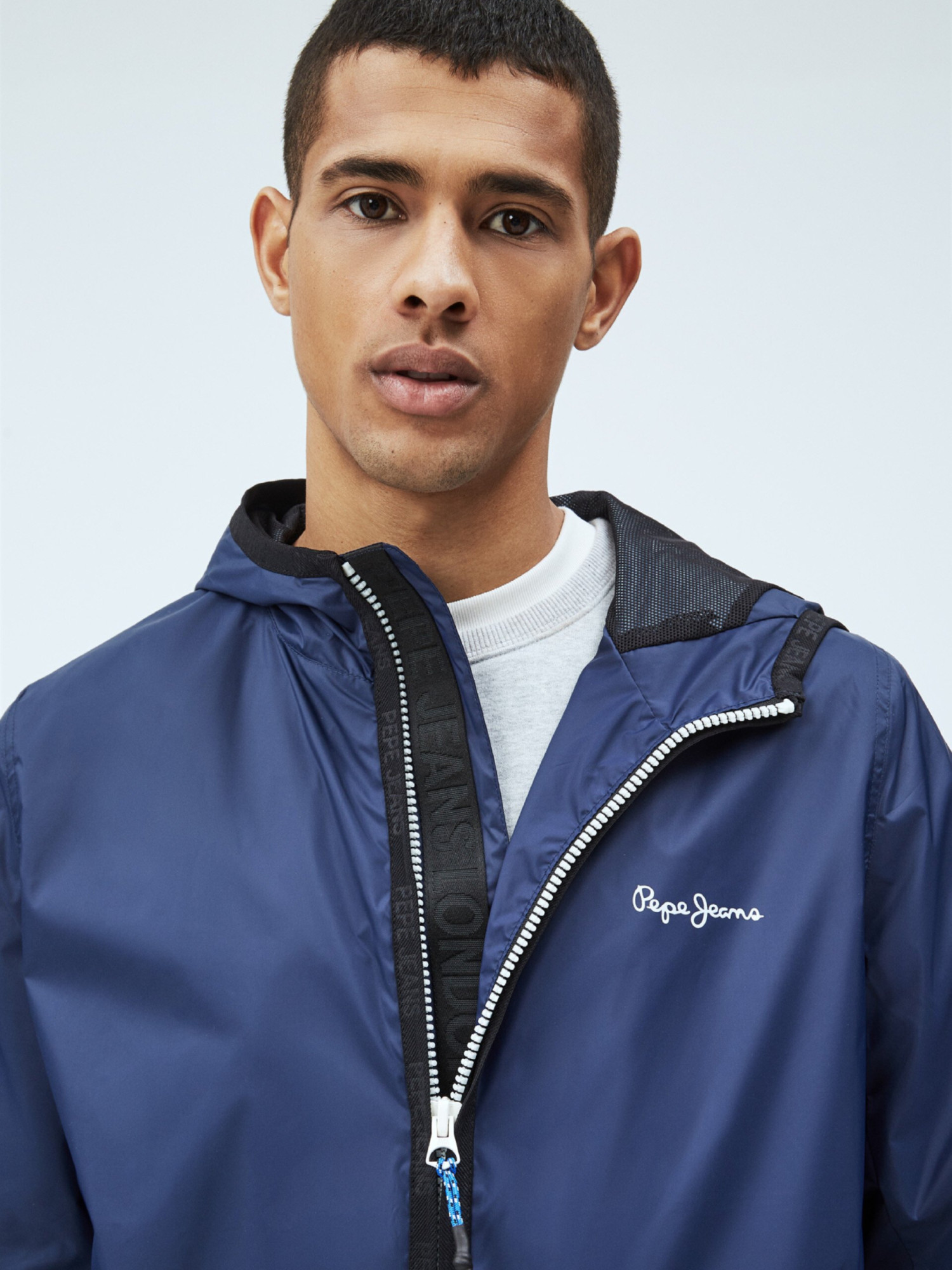 detail Pepe Jeans pánská modrá bunda Robert