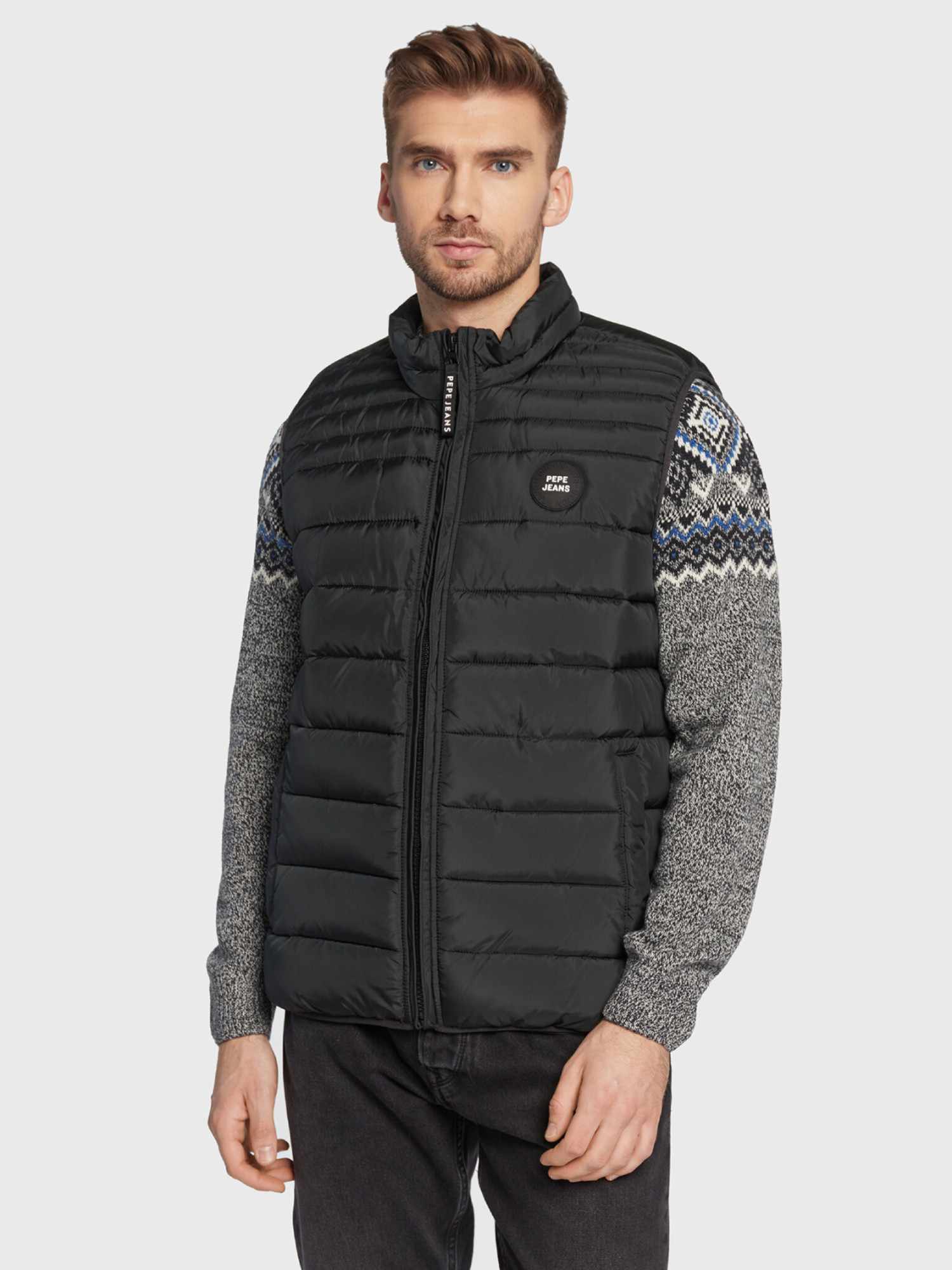 detail Pepe Jeans pánská černá vesta Jack