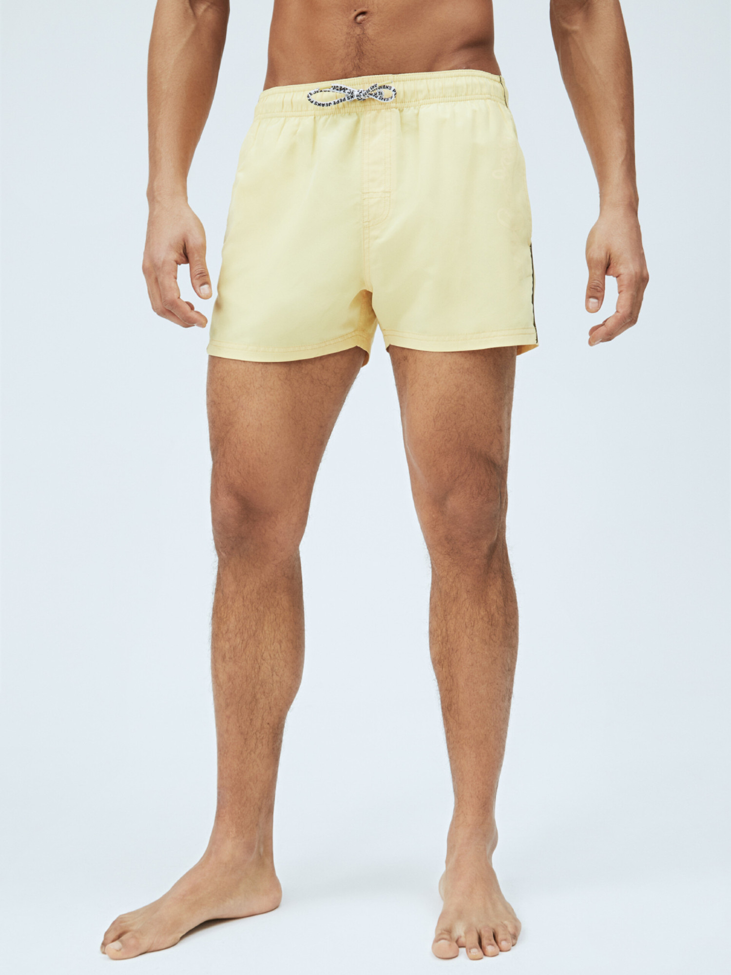 detail Pepe Jeans pánské žluté plavky Brian
