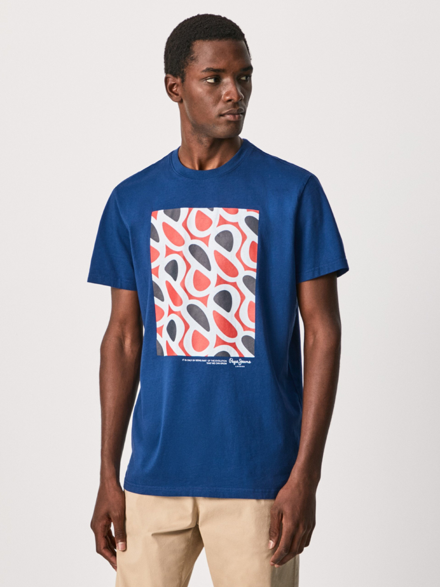 detail Pepe Jeans pánské tamvě modré tričko Agin