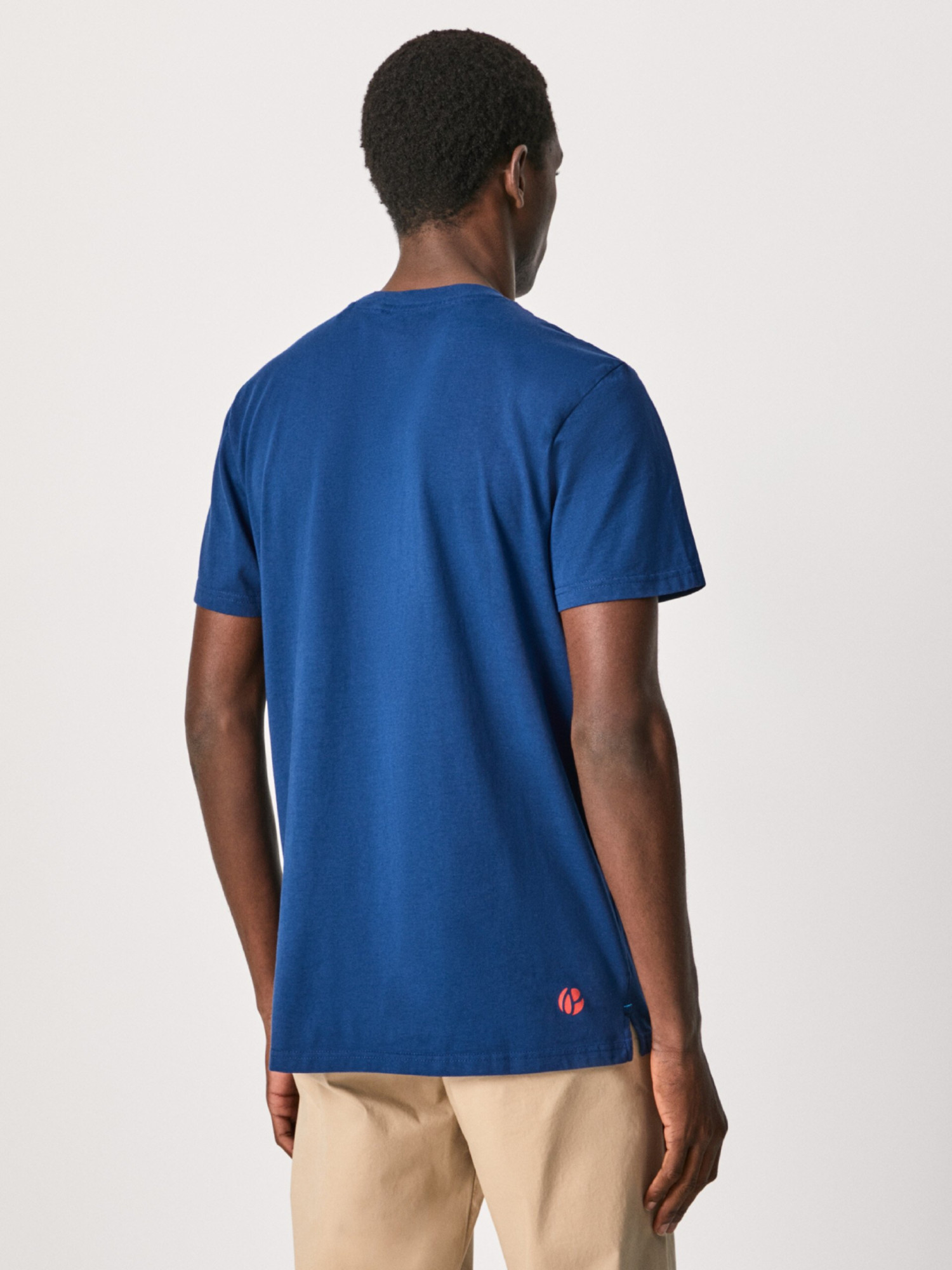 detail Pepe Jeans pánské tamvě modré tričko Agin