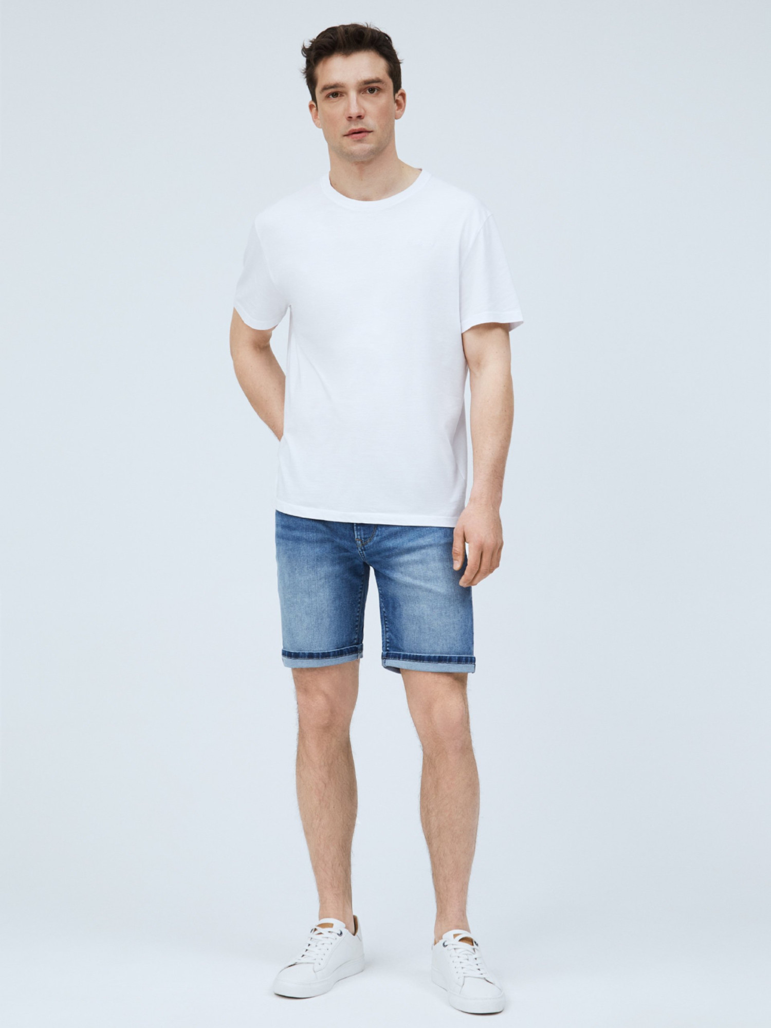 detail Pepe Jeans pánské modré džínové šortky Hatch