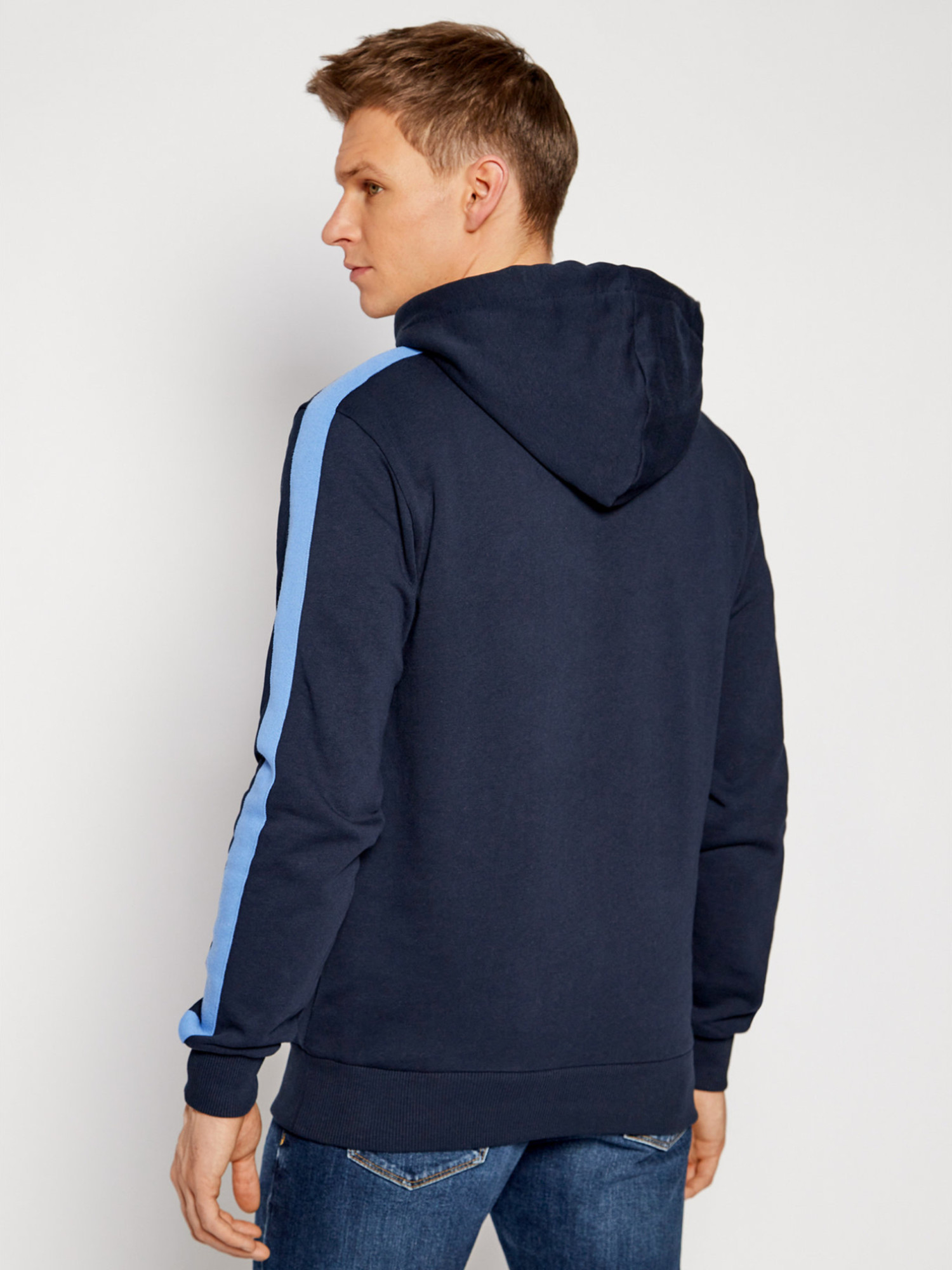 detail Pepe Jeans pánská modrá mikina Andre