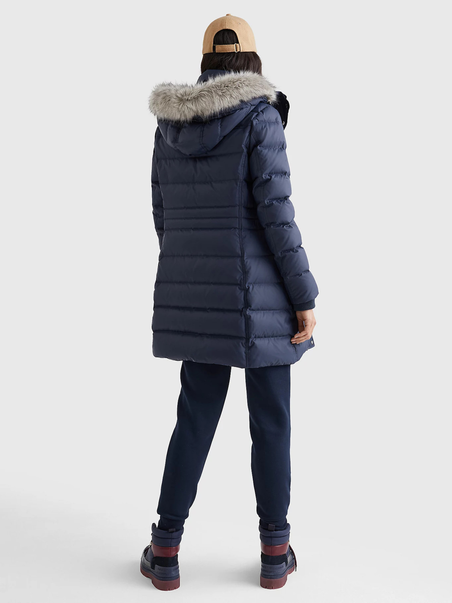 detail Tommy Hilfiger dámský tmavě modrý kabát TYRA