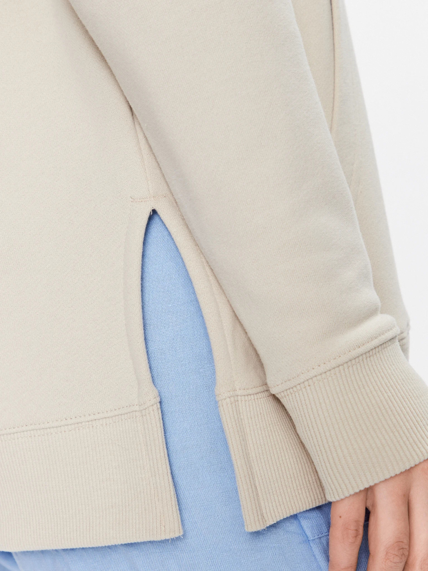 detail Tommy Hilfiger dámská béžová mikina