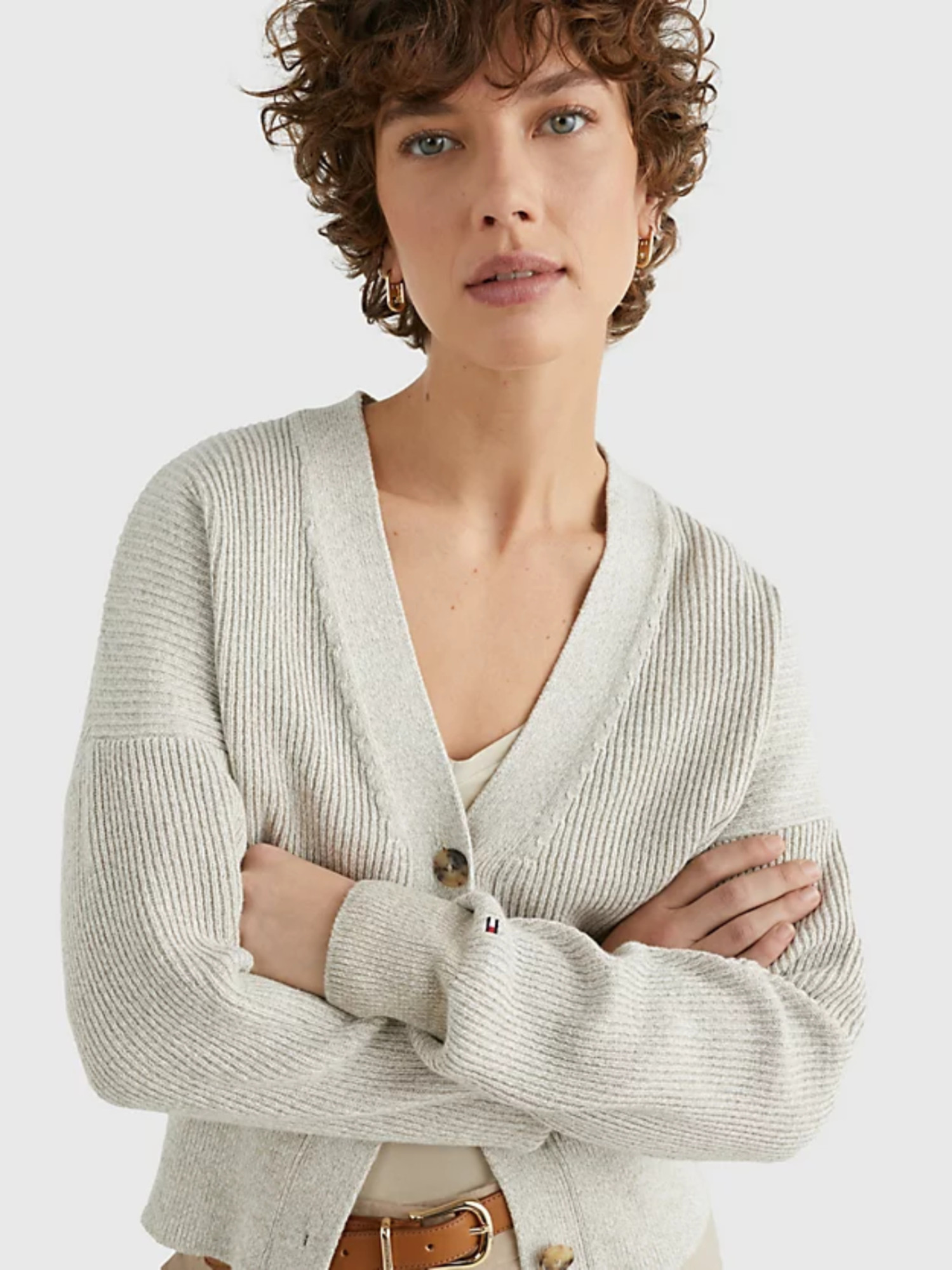 detail Tommy Hilfiger dámský béžový svetr