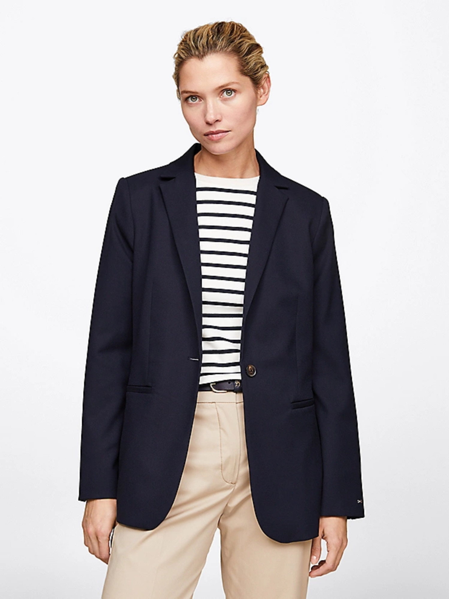 detail Tommy Hilfiger dámské tmavě modré sako