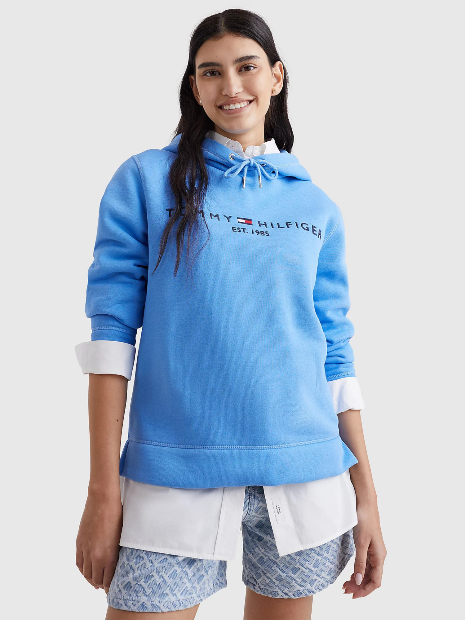 detail Tommy Hilfiger dámská modrá mikina