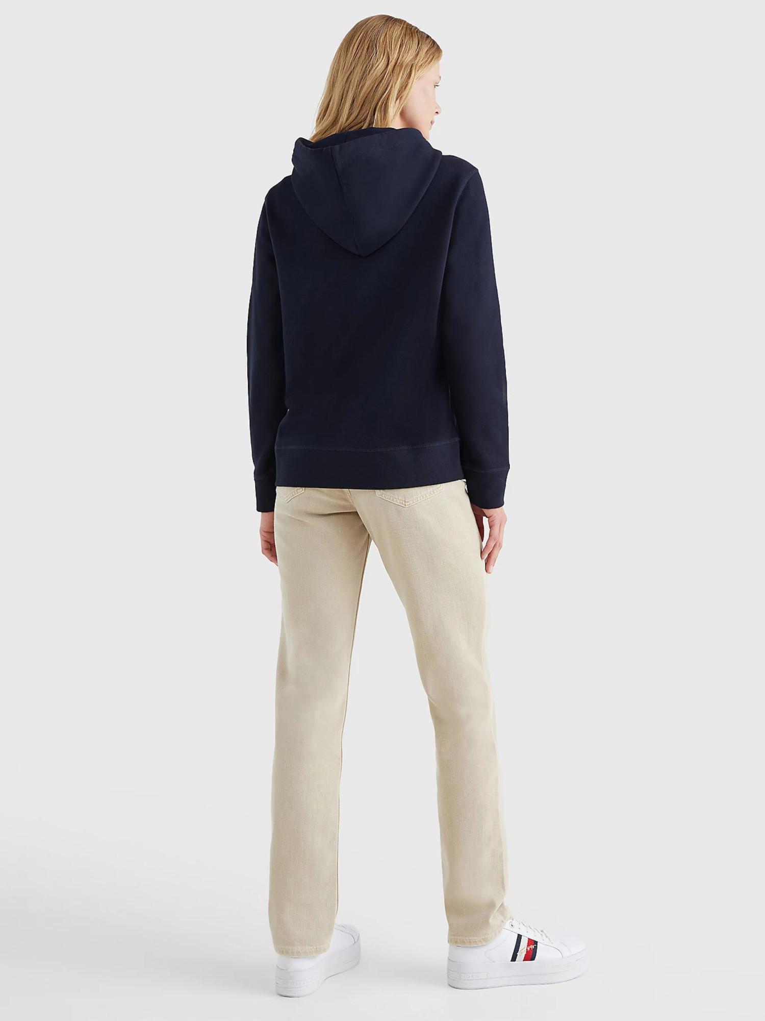 detail Tommy Hilfiger dámská tmavě modrá mikina