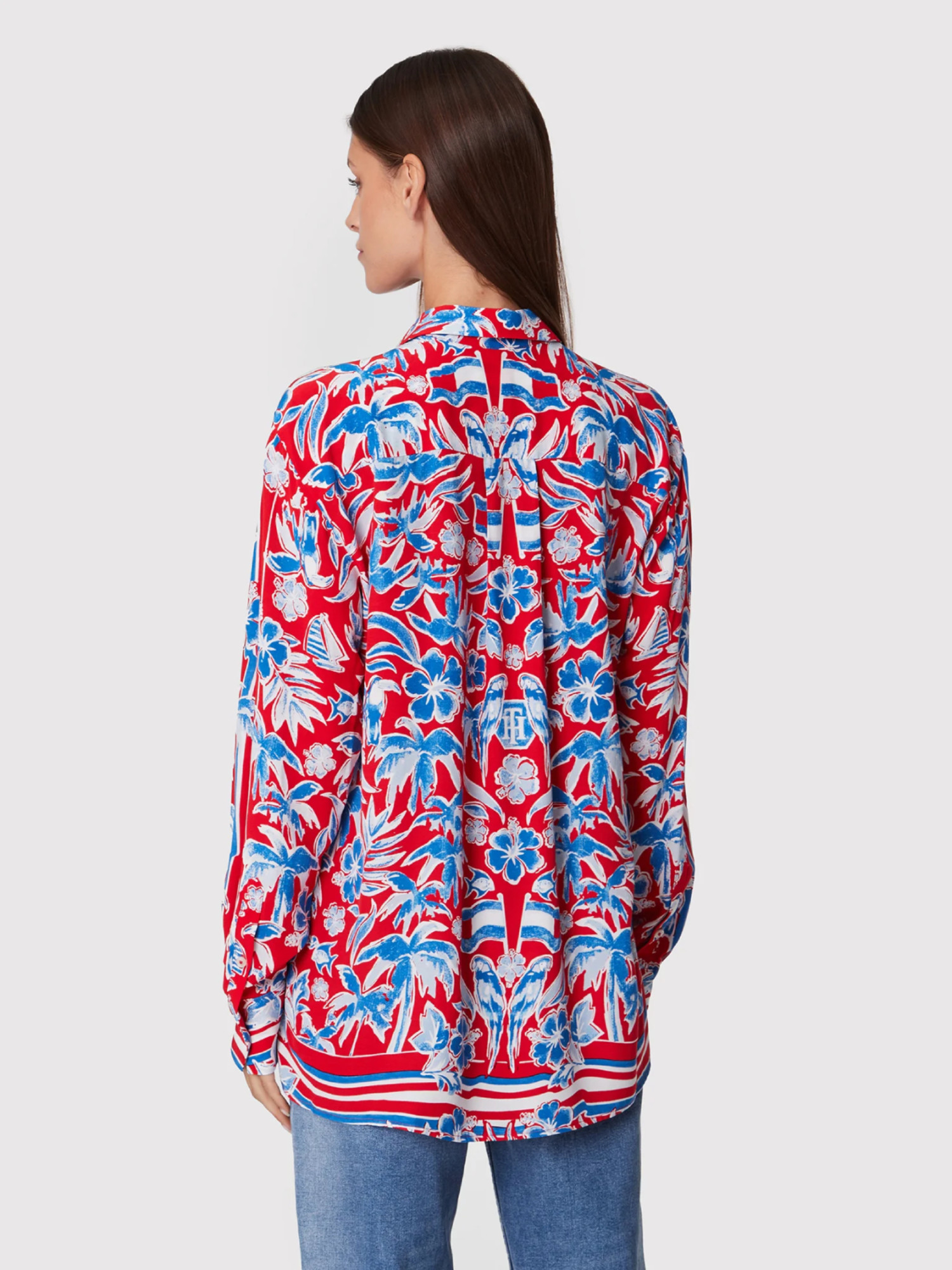 detail Tommy Hilfiger dámská košile s květinovým vzorem