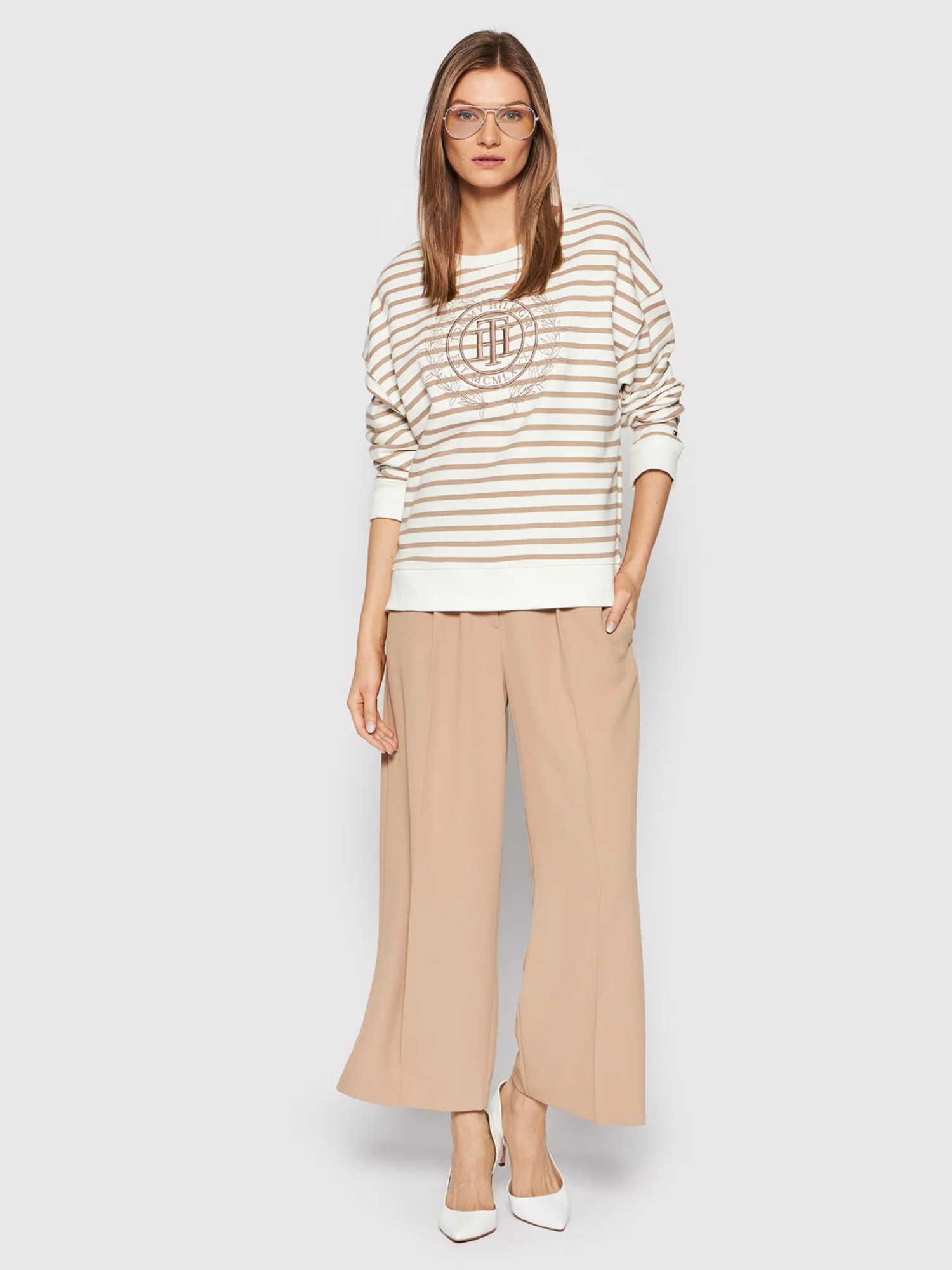 detail Tommy Hilfiger dámská pruhovaná mikina