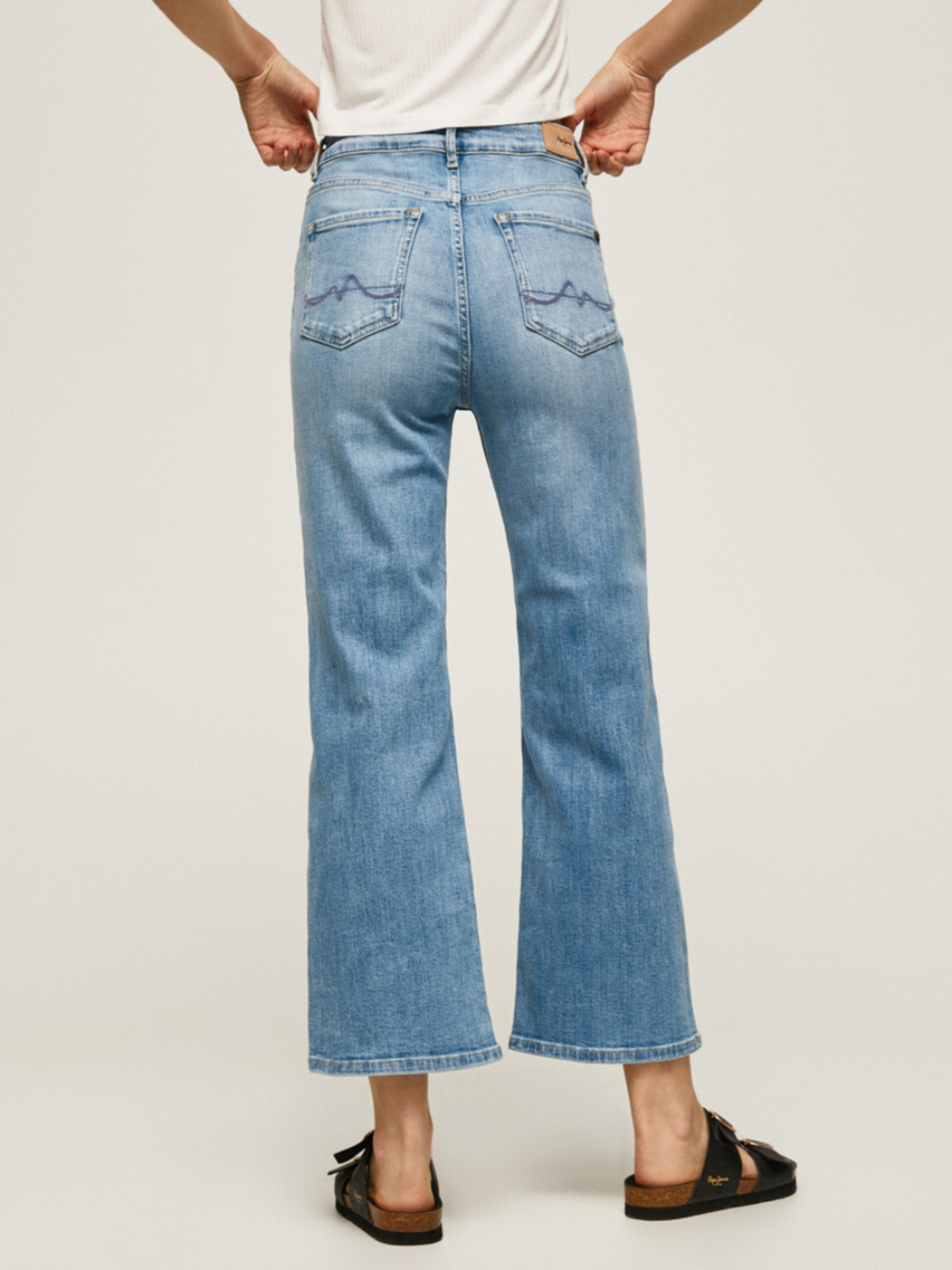 detail Pepe Jeans dámské modré džíny Lexa