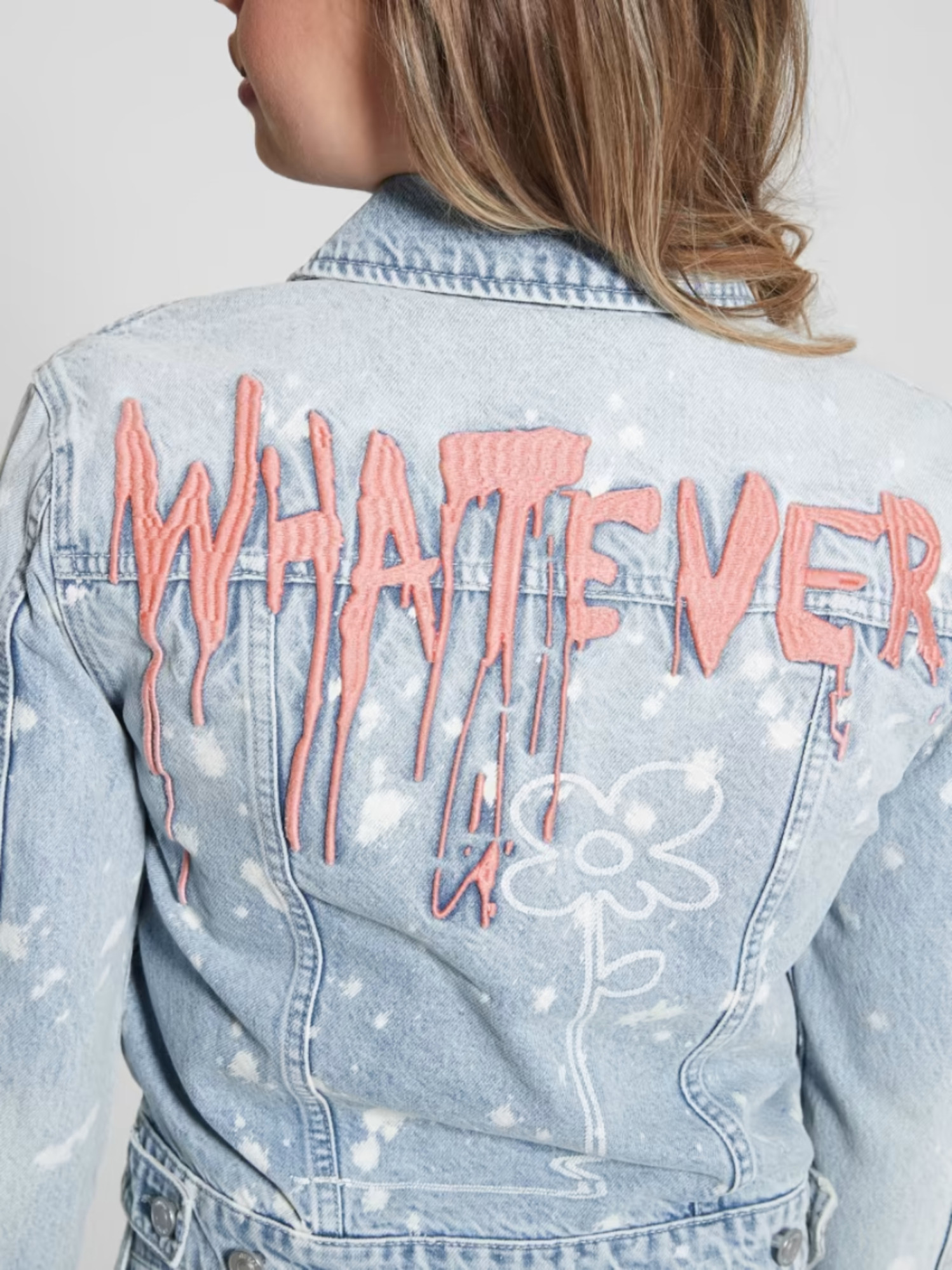 detail Guess dámská džínová bunda