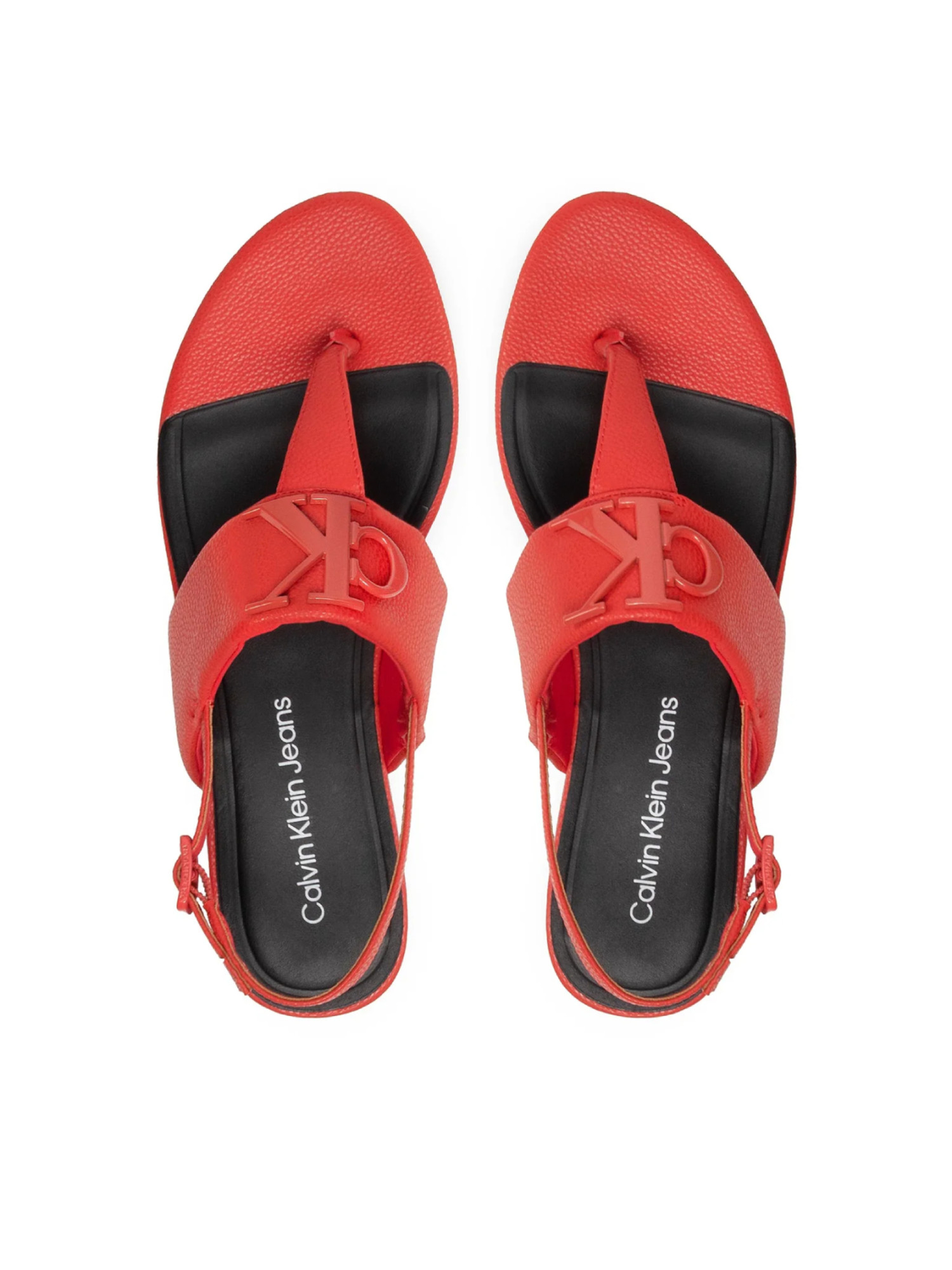 detail Calvin Klein dámské korálové sandály