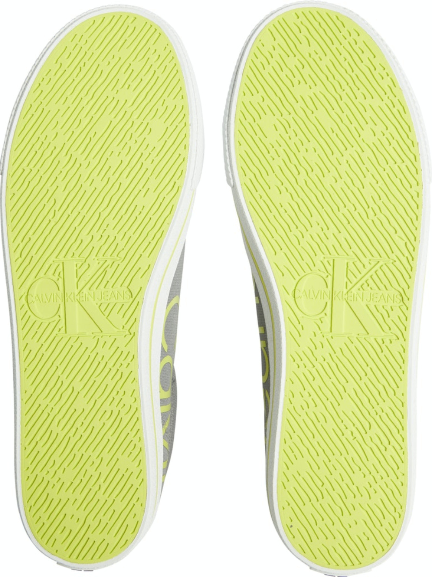 detail Calvin Klein pánské šedé tenisky