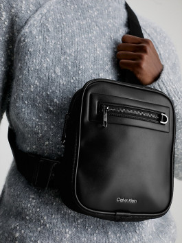 náhled Calvin Klein pánská černá taška přes rameno