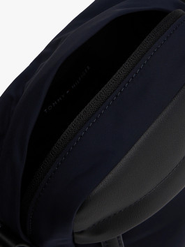 náhled Tommy Hilfiger pánská tmavě modrá taška přes rameno