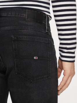 náhled Tommy Jeans pánské černé šortky