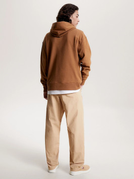 náhled Tommy Jeans pánská hnědá mikina SIGNATURE