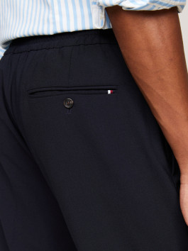 náhled Tommy Hilfiger pánské tmavě modré kalhoty