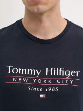 náhled Tommy Hilfiger pánské tmavě modré tričko
