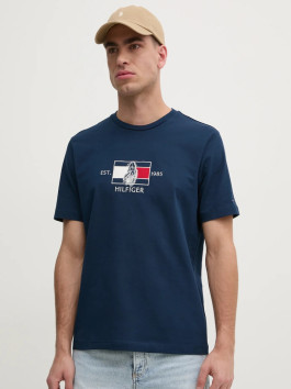 náhled Tommy Hilfiger pánské tmavě modré tričko